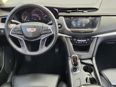 2017 Cadillac XT5 Luxury FWD