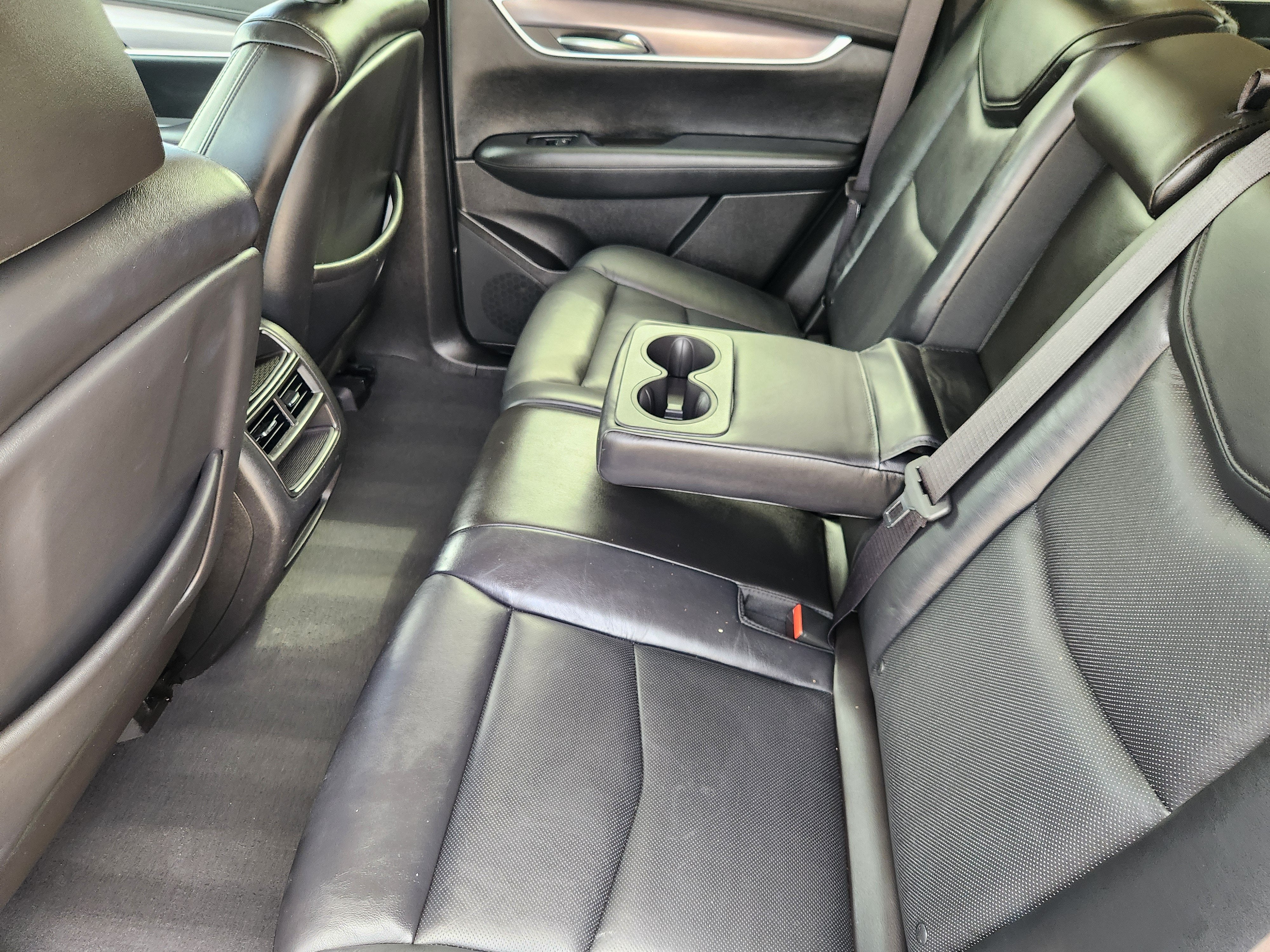 2017 Cadillac XT5 Luxury FWD