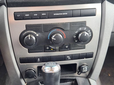 2007 Jeep Commander Sport