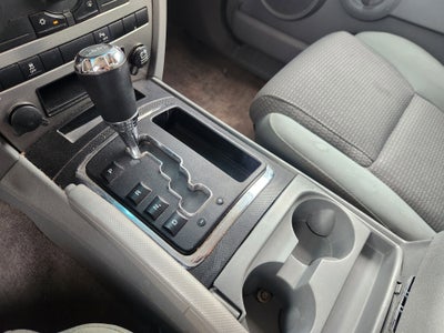 2007 Jeep Commander Sport