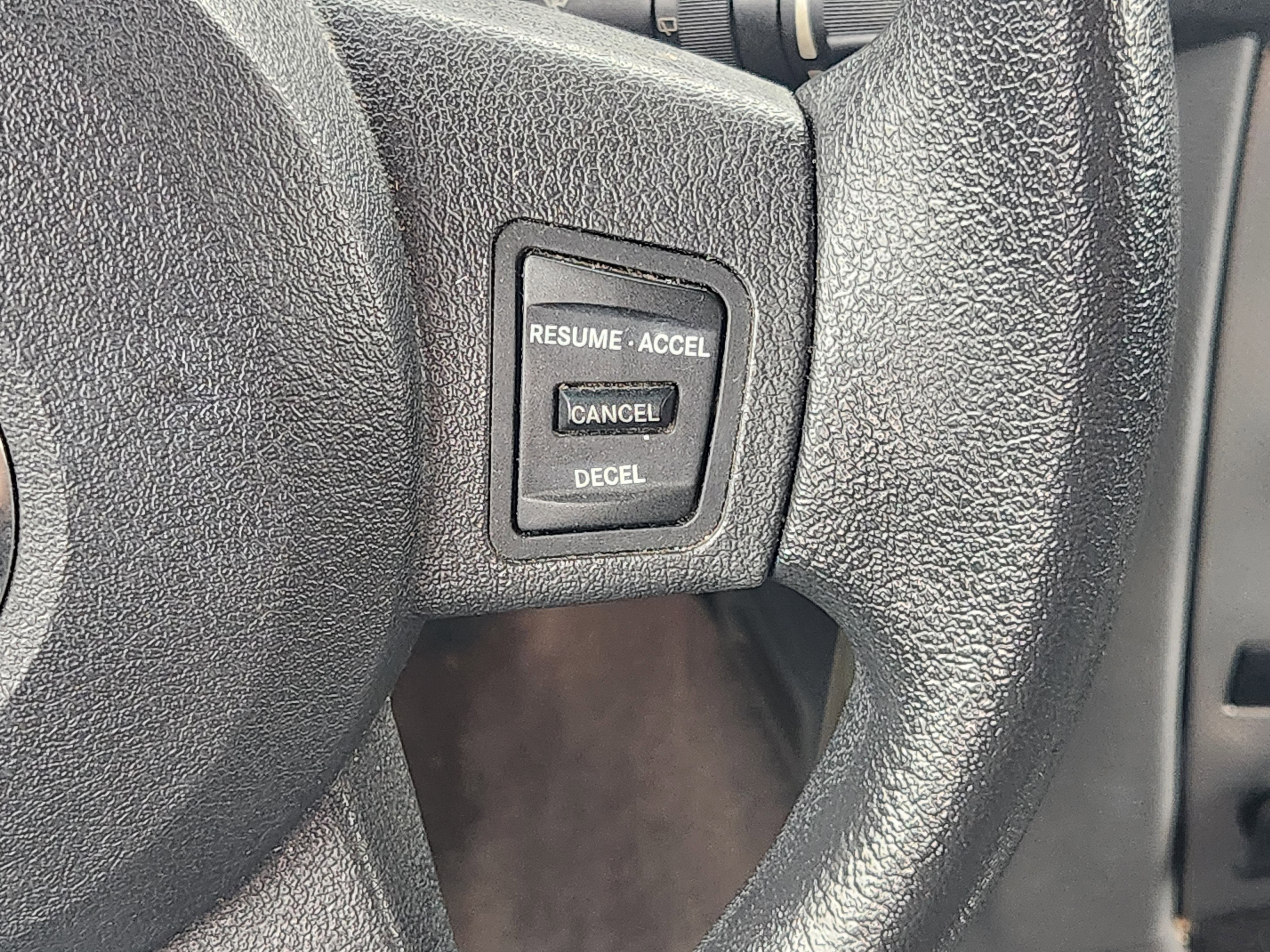 2007 Jeep Commander Sport
