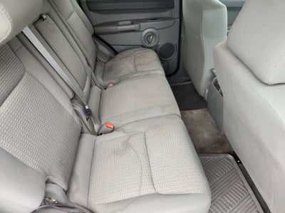 2007 Jeep Commander Sport
