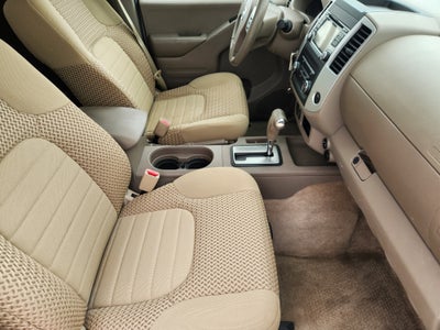 2017 Nissan Frontier SV V6