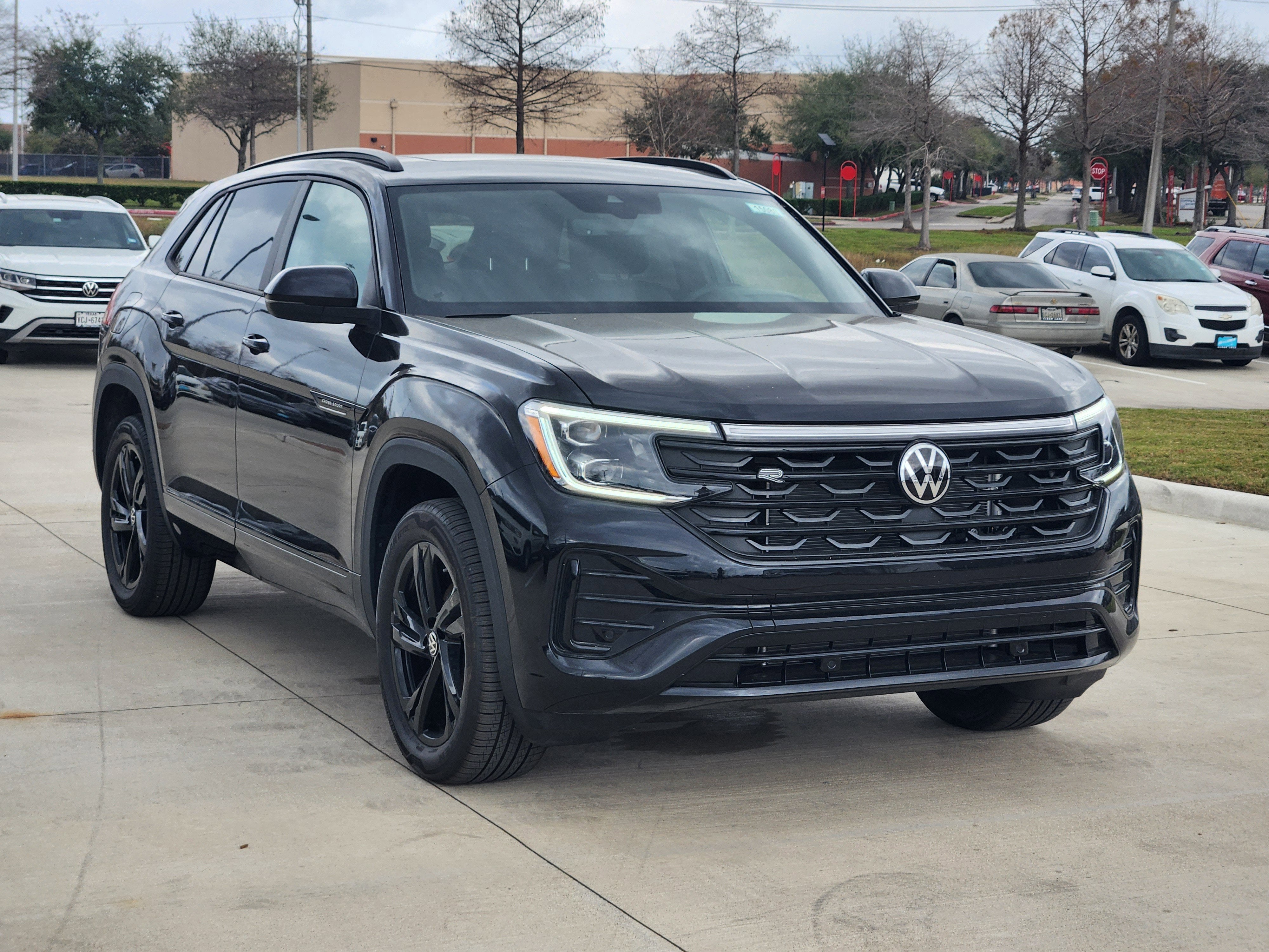 2026 Volkswagen Atlas Cross Sport 2.0T SEL R-Line Black