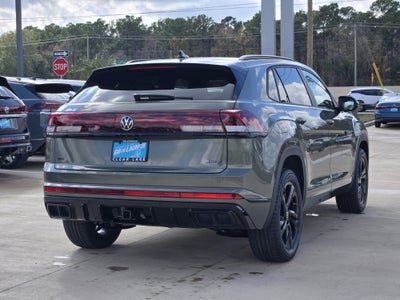 2026 Volkswagen Atlas Cross Sport 2.0T SEL R-Line Black