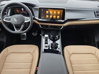 2026 Volkswagen Atlas Cross Sport 2.0T SEL R-Line Black