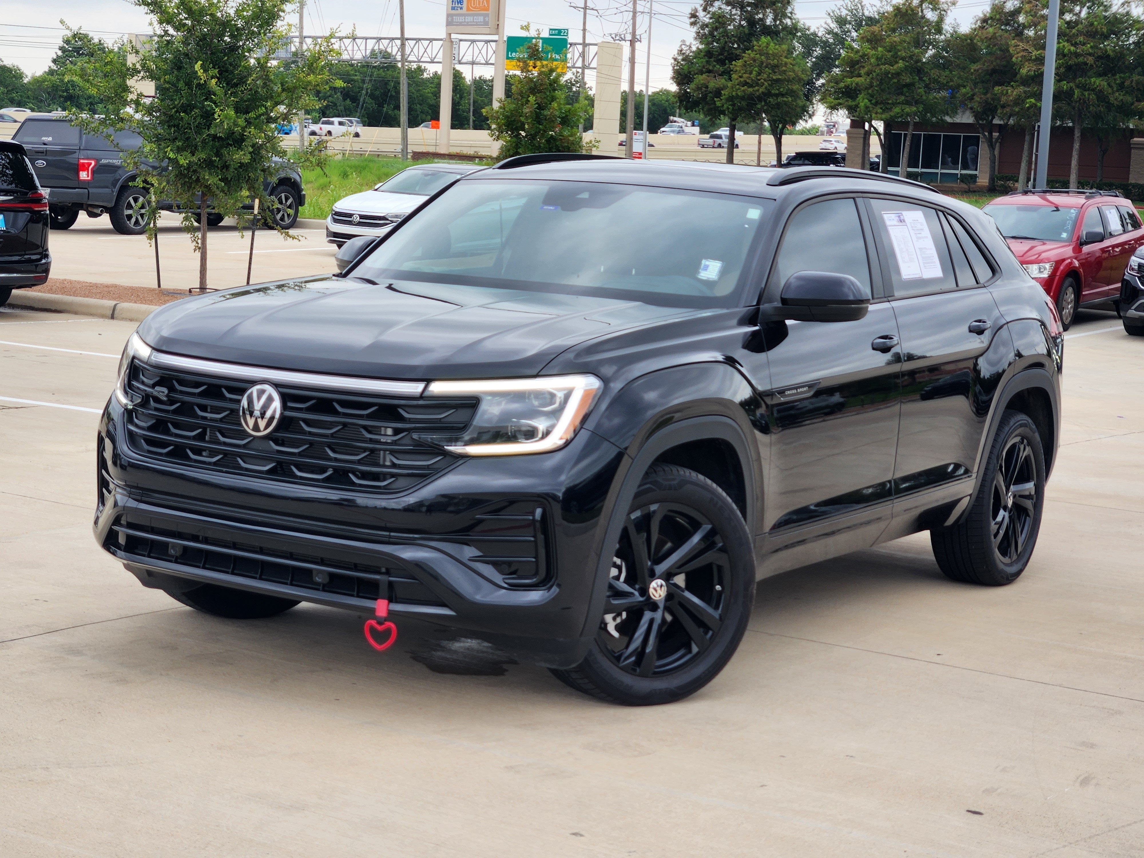 2026 Volkswagen Atlas Cross Sport 2.0T SEL R-Line Black