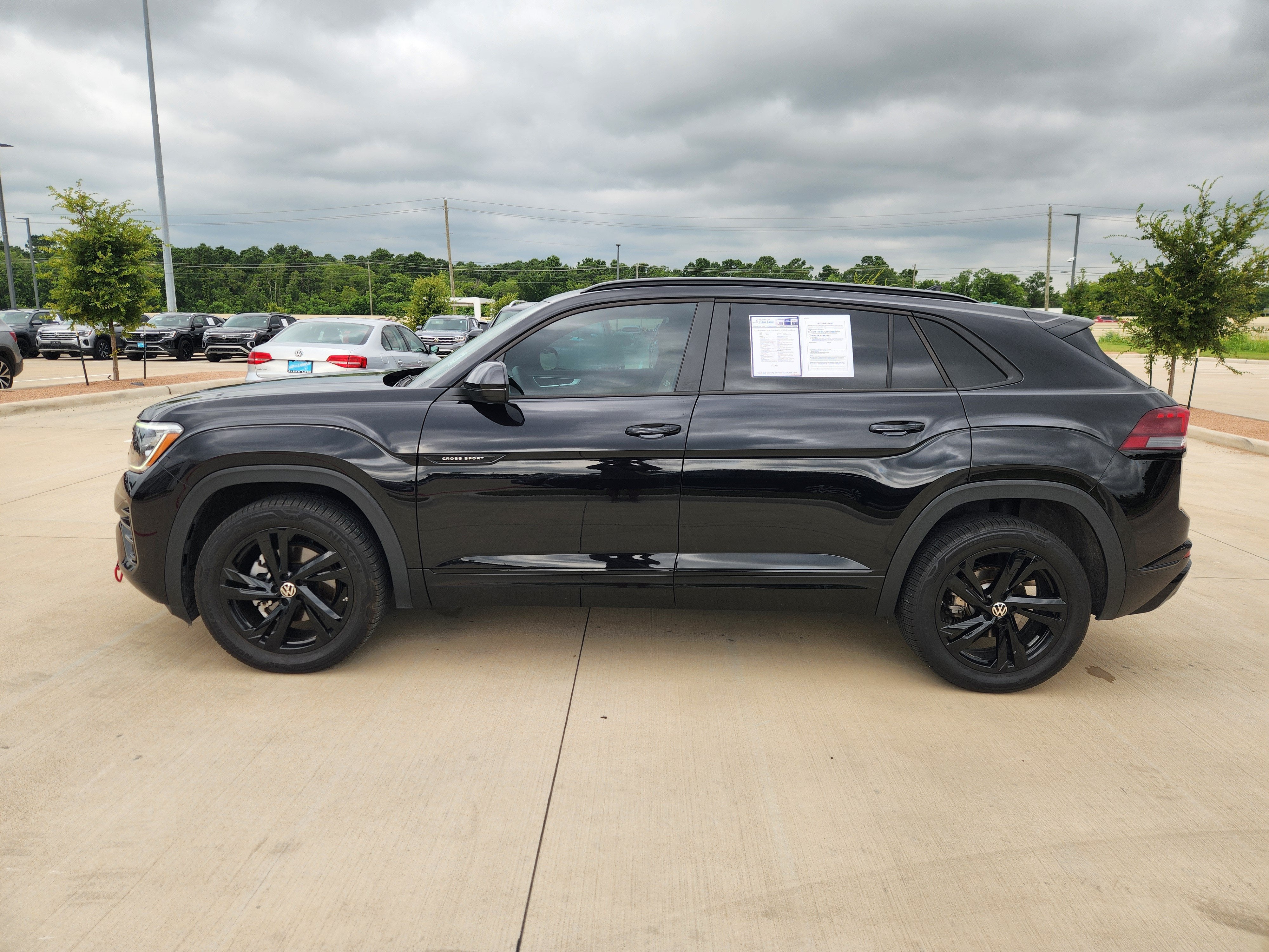 2026 Volkswagen Atlas Cross Sport 2.0T SEL R-Line Black