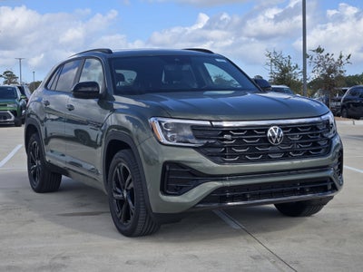 2026 Volkswagen Atlas Cross Sport 2.0T SEL R-Line Black