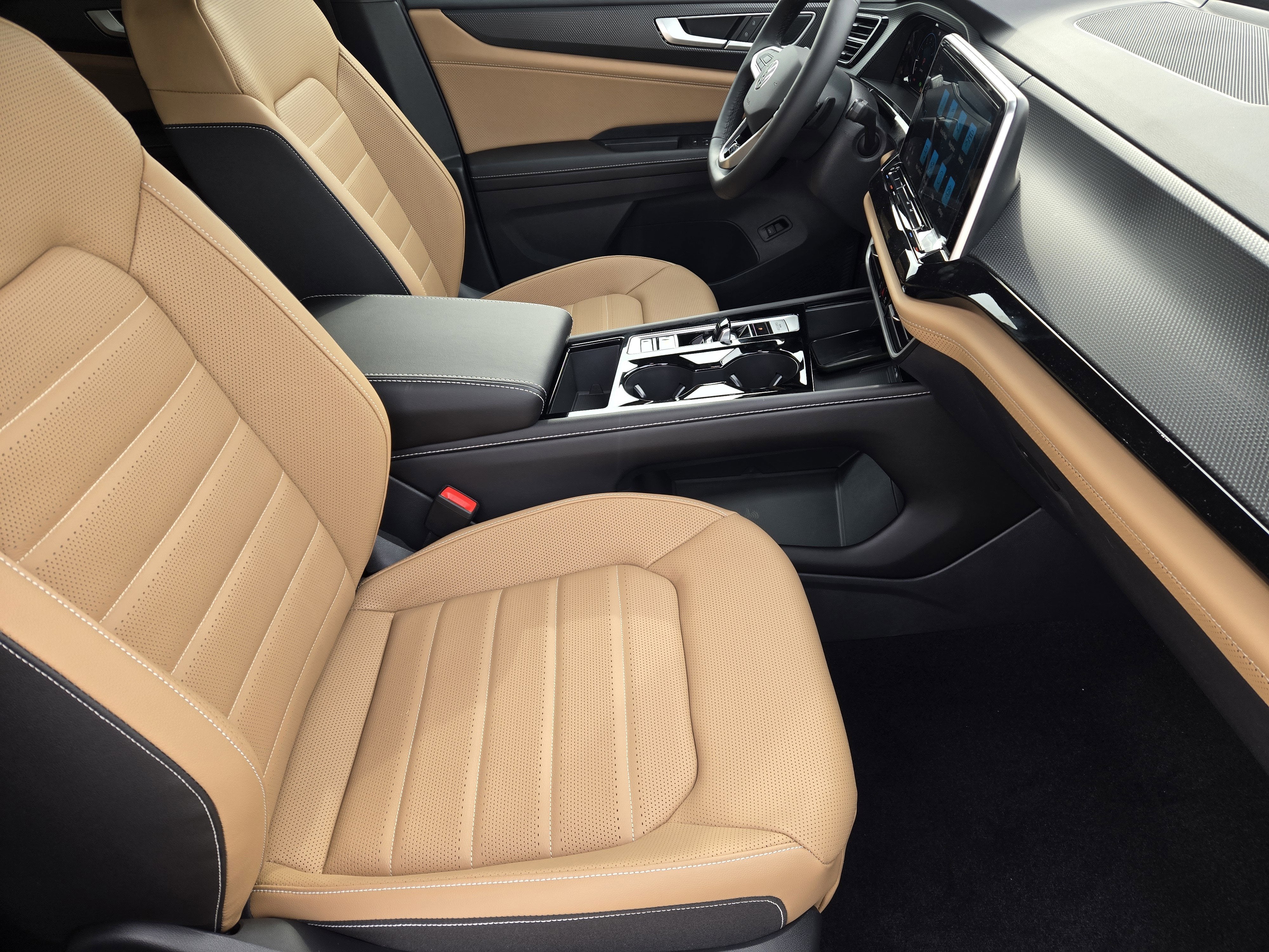 2026 Volkswagen Atlas Cross Sport 2.0T SEL R-Line Black