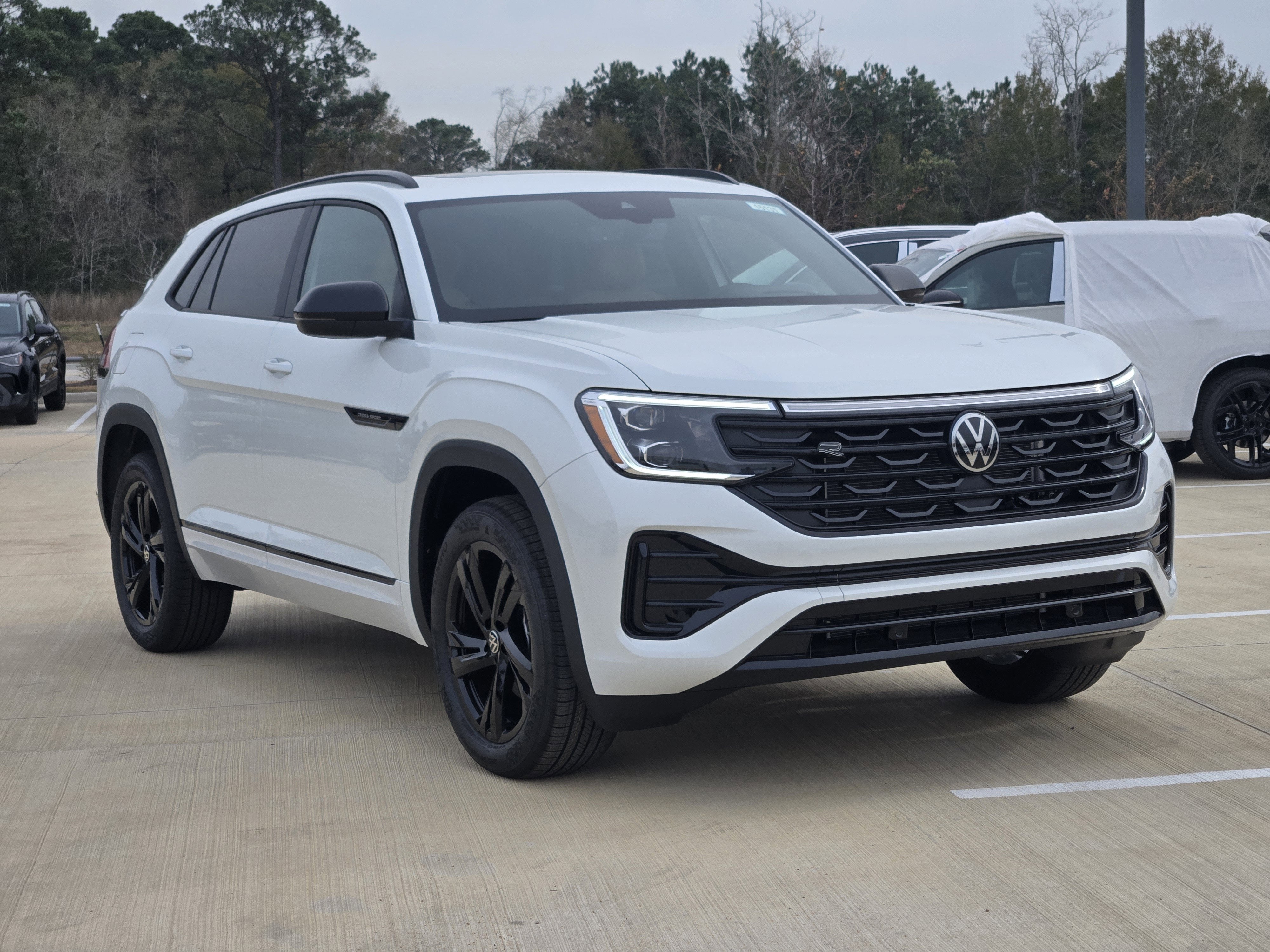 2026 Volkswagen Atlas Cross Sport 2.0T SEL R-Line Black