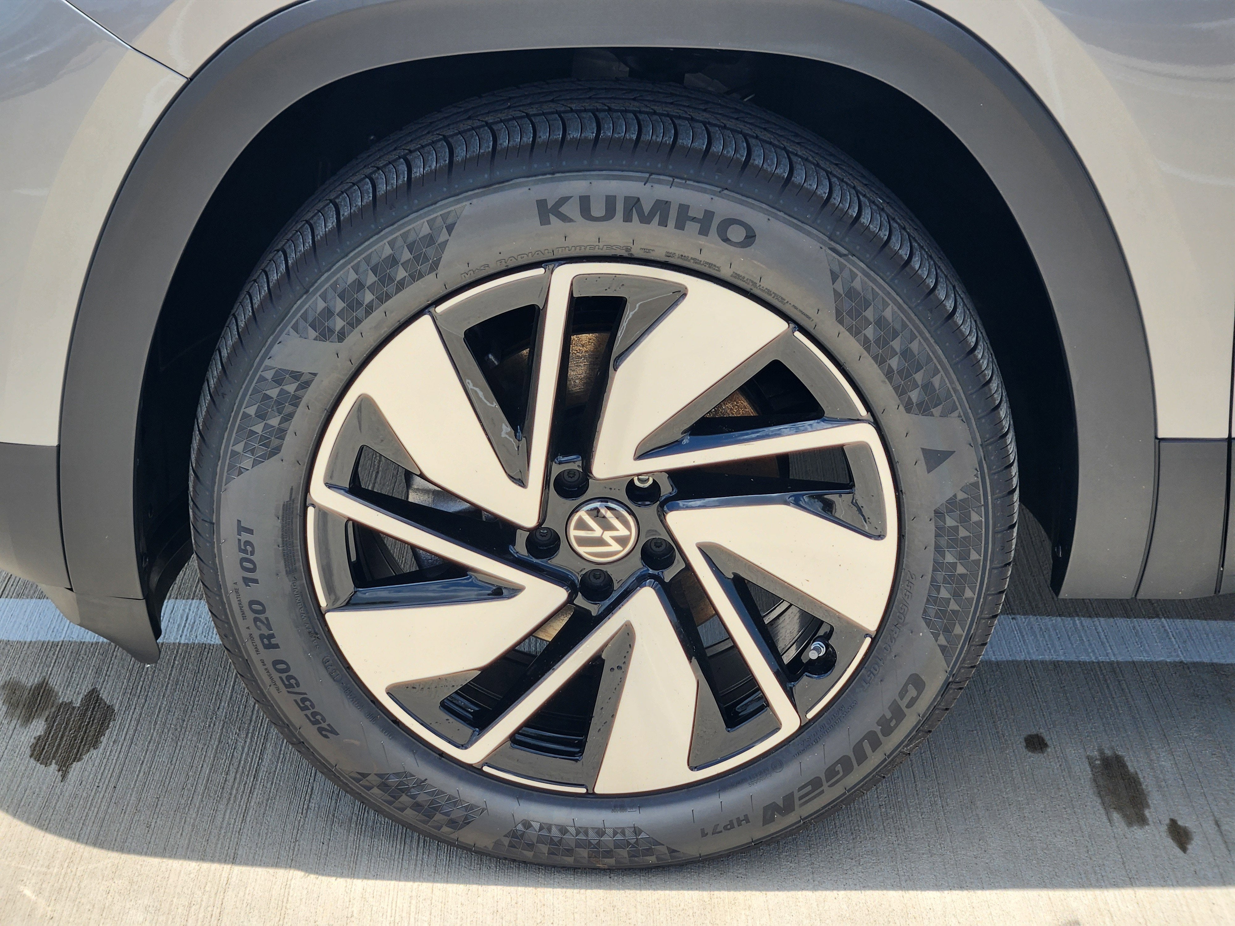 2026 Volkswagen Atlas 2.0T SEL