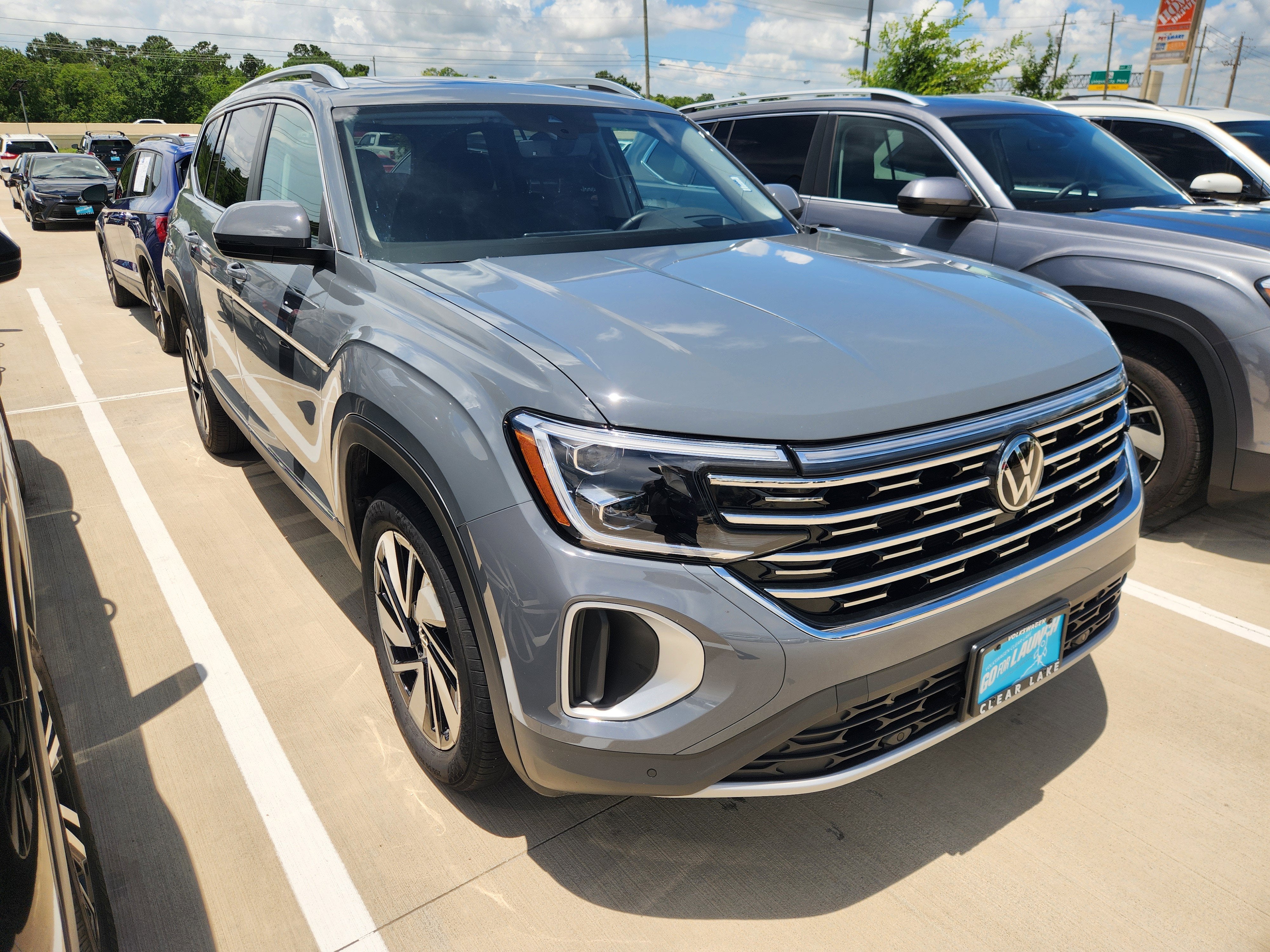 2025 Volkswagen Atlas 2.0T SEL