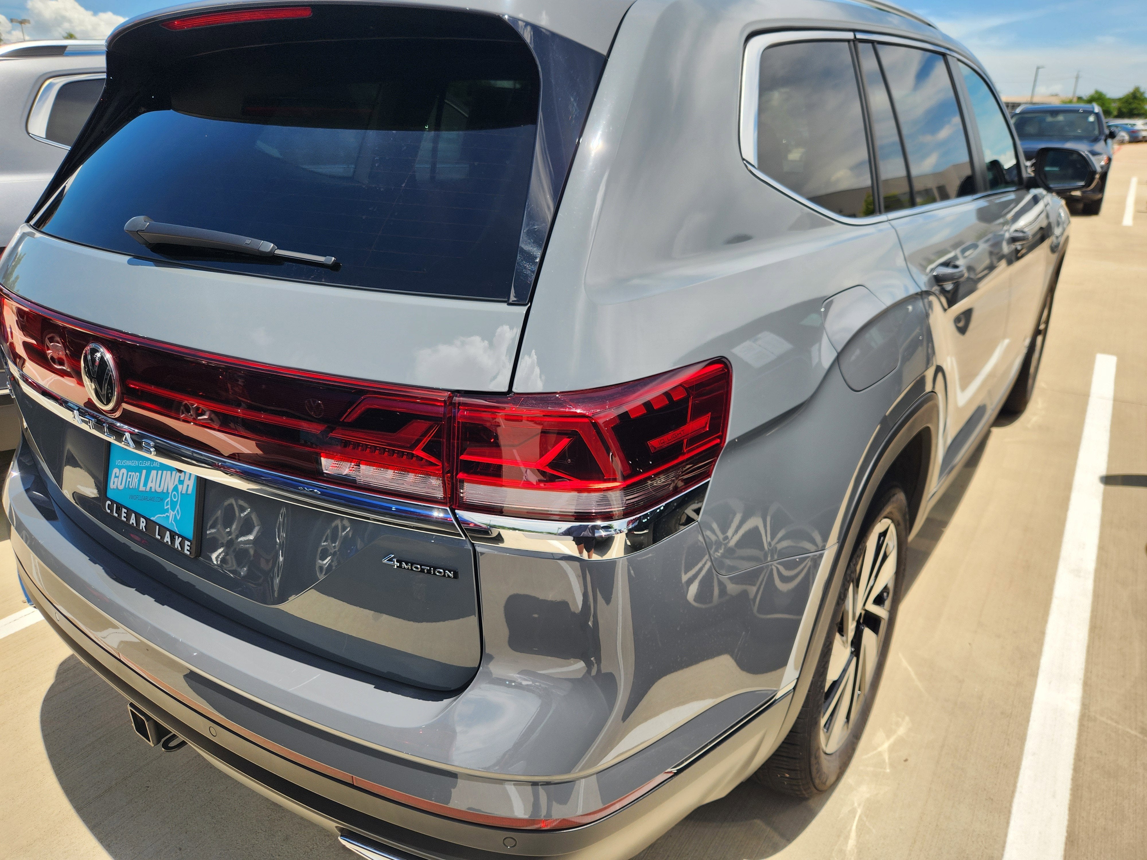 2025 Volkswagen Atlas 2.0T SEL