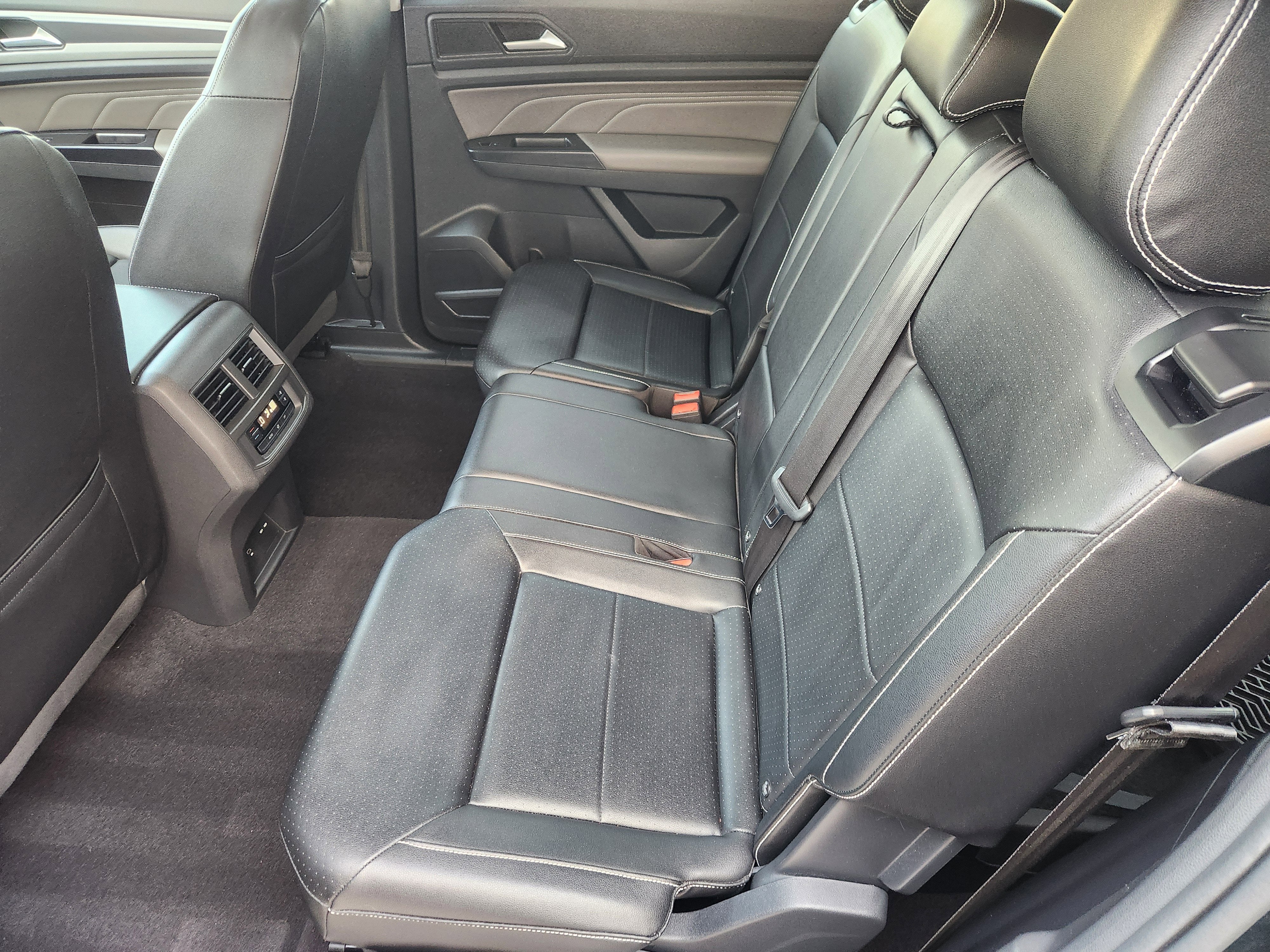 2021 Volkswagen Atlas 3.6L V6 SEL R-Line