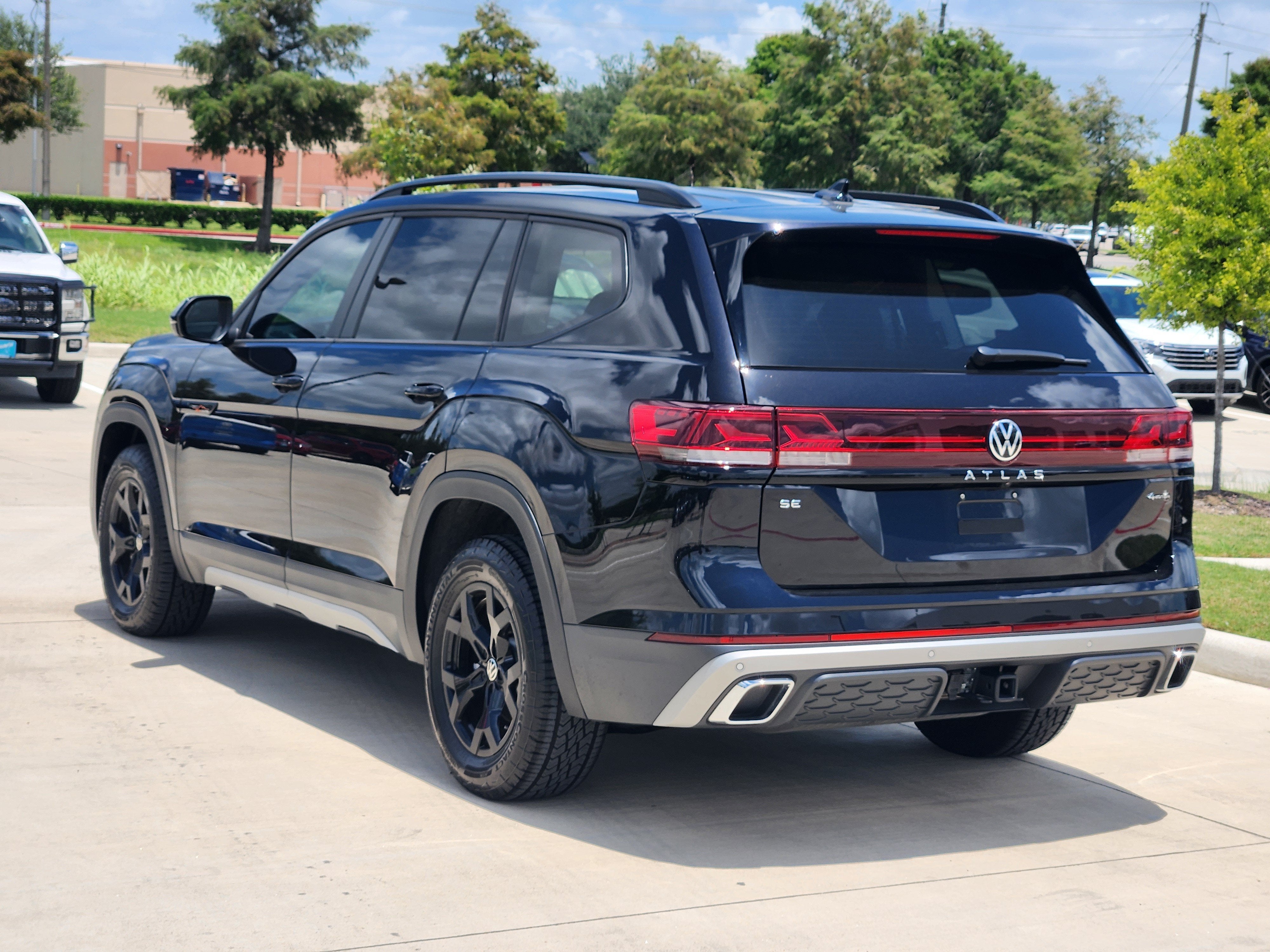 2025 Volkswagen Atlas 2.0T Peak Edition