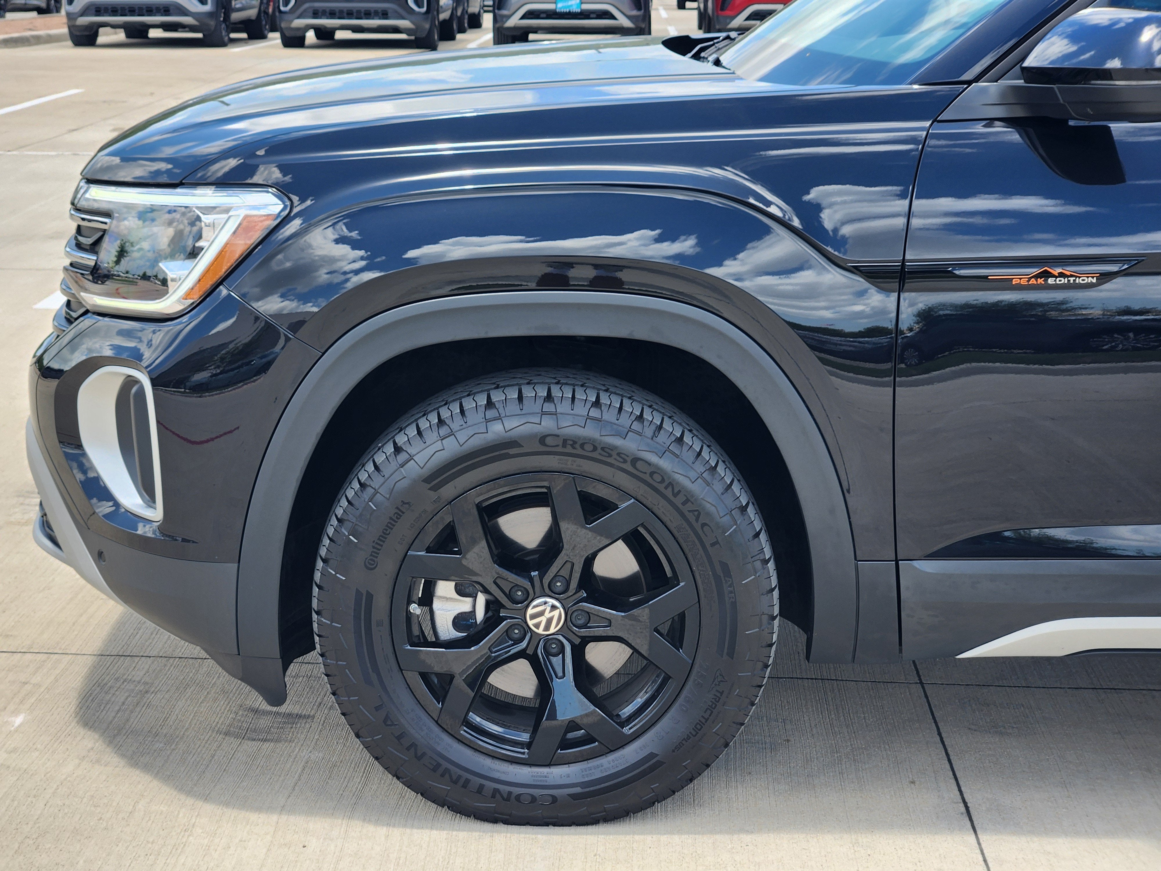 2025 Volkswagen Atlas 2.0T Peak Edition