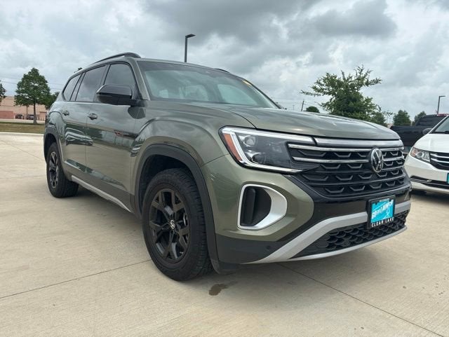 2024 Volkswagen Atlas 2.0T Peak Edition SE w/Technology