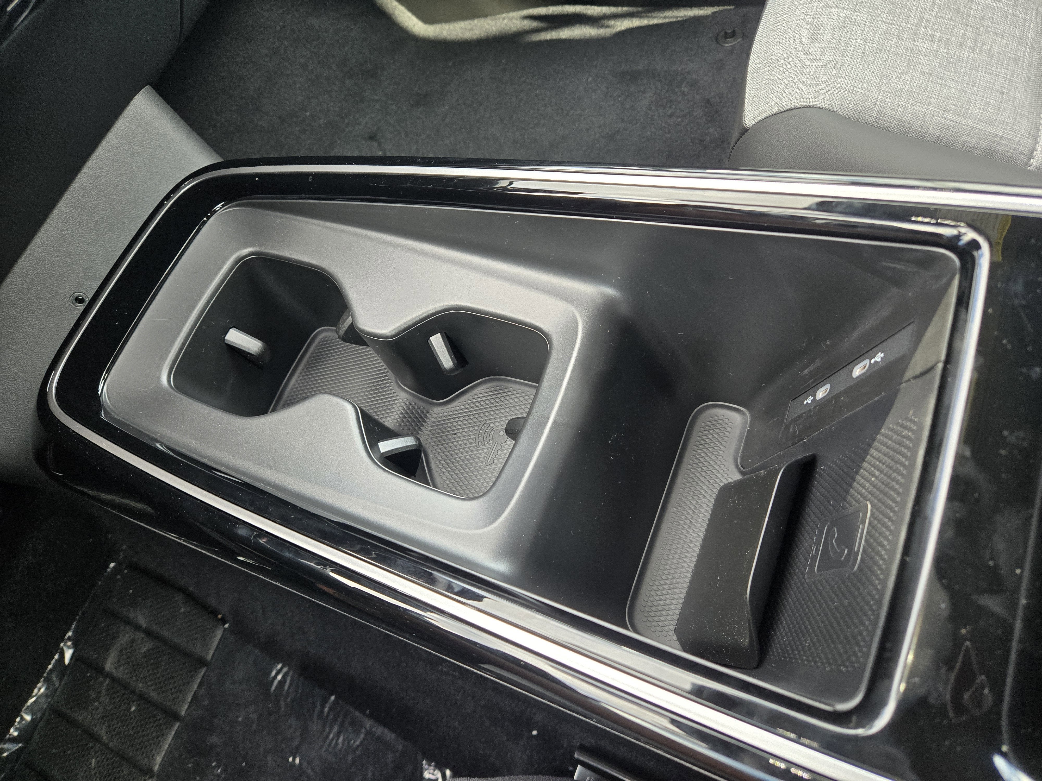 2025 Volkswagen ID.4 Pro