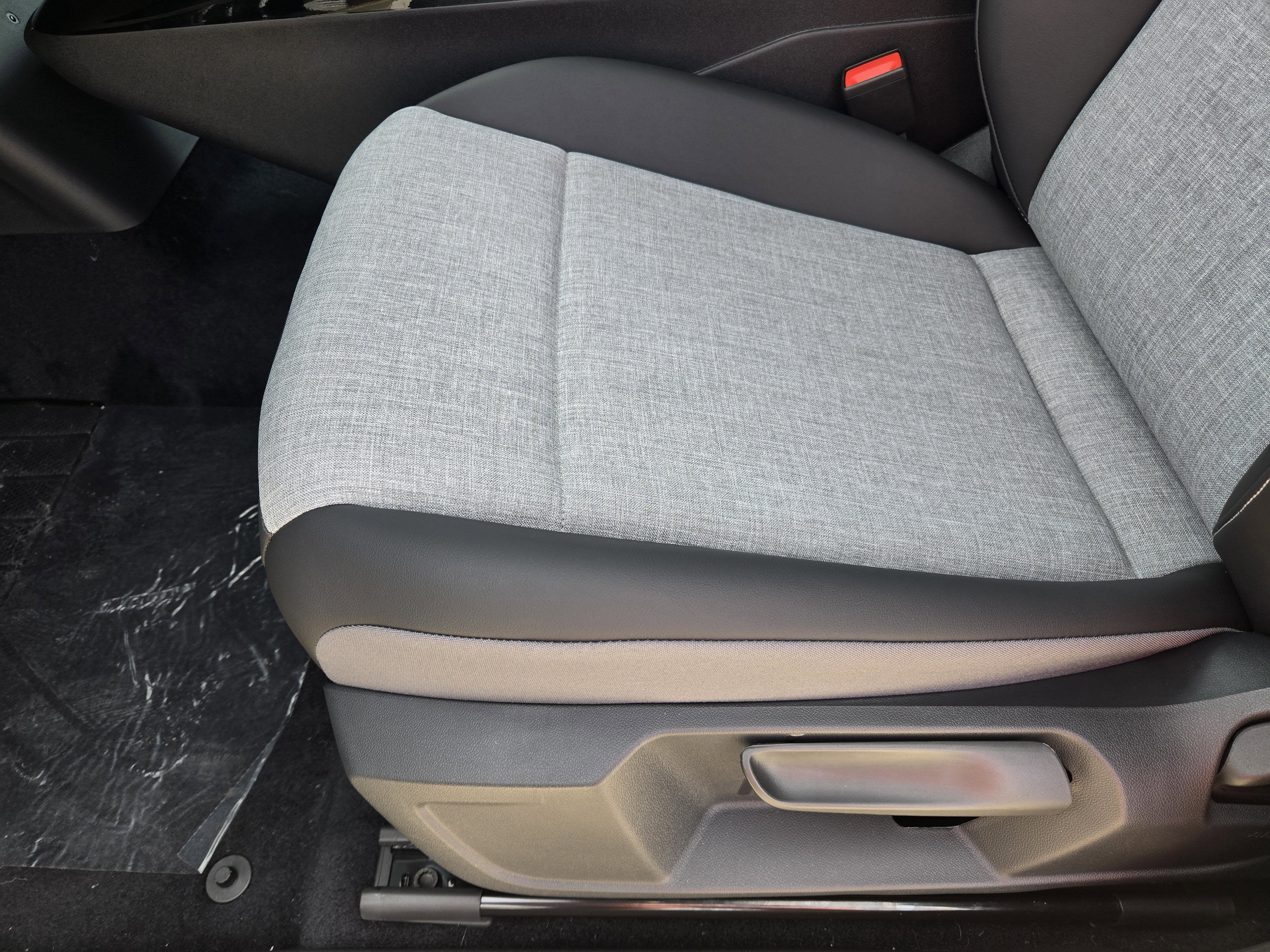 2025 Volkswagen ID.4 Pro