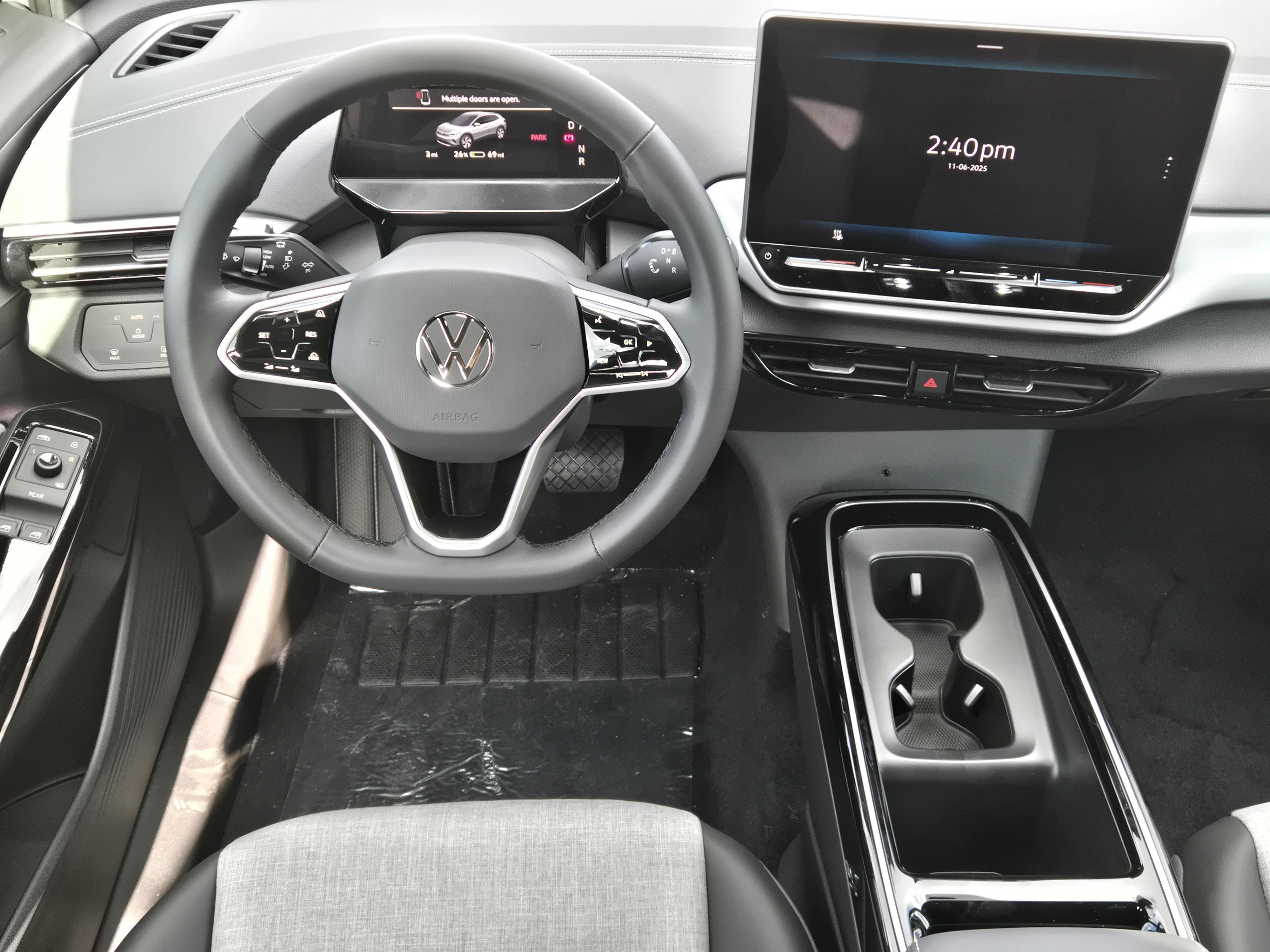 2025 Volkswagen ID.4 Pro