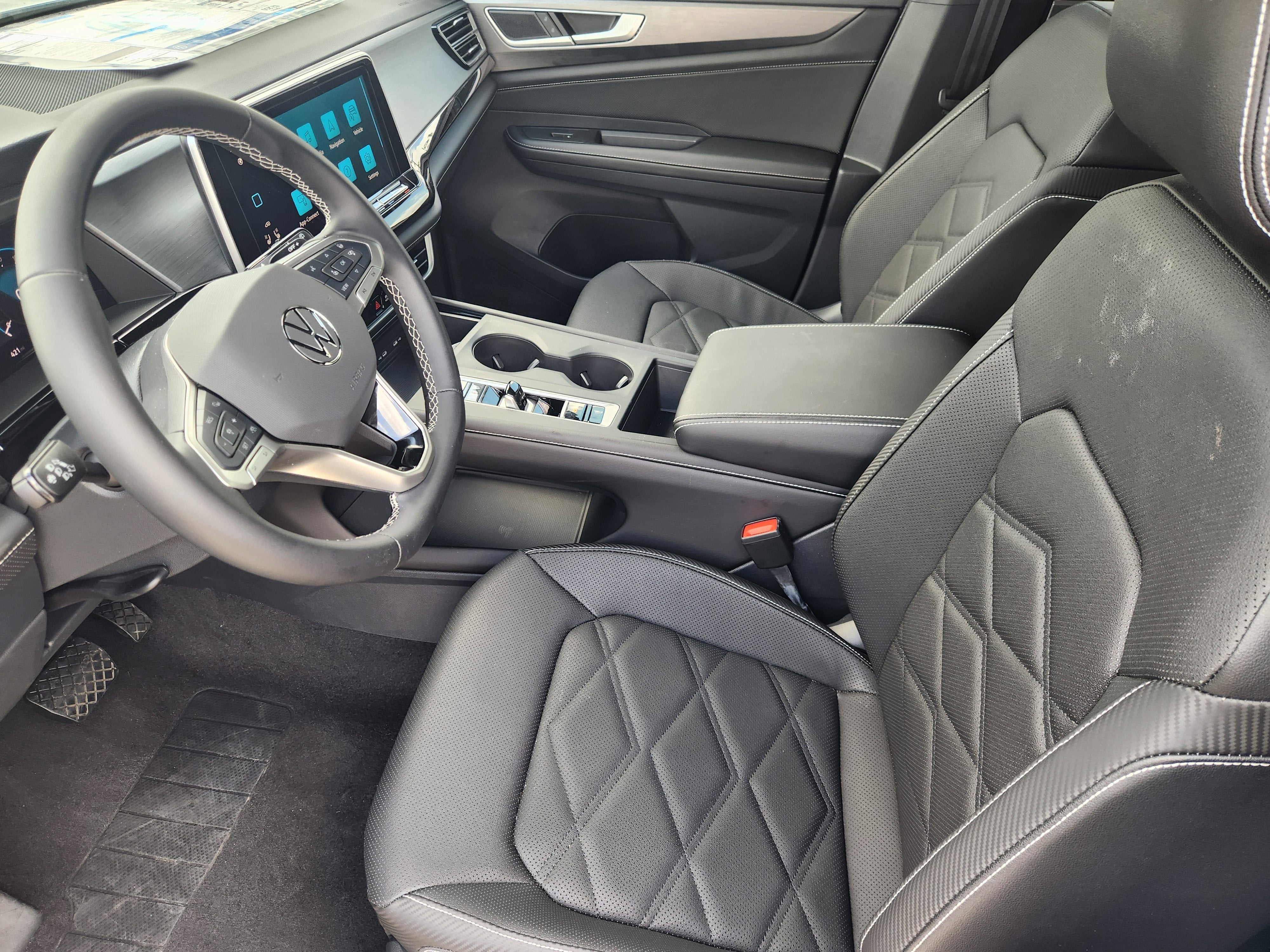 2026 Volkswagen Atlas Cross Sport 2.0T SE