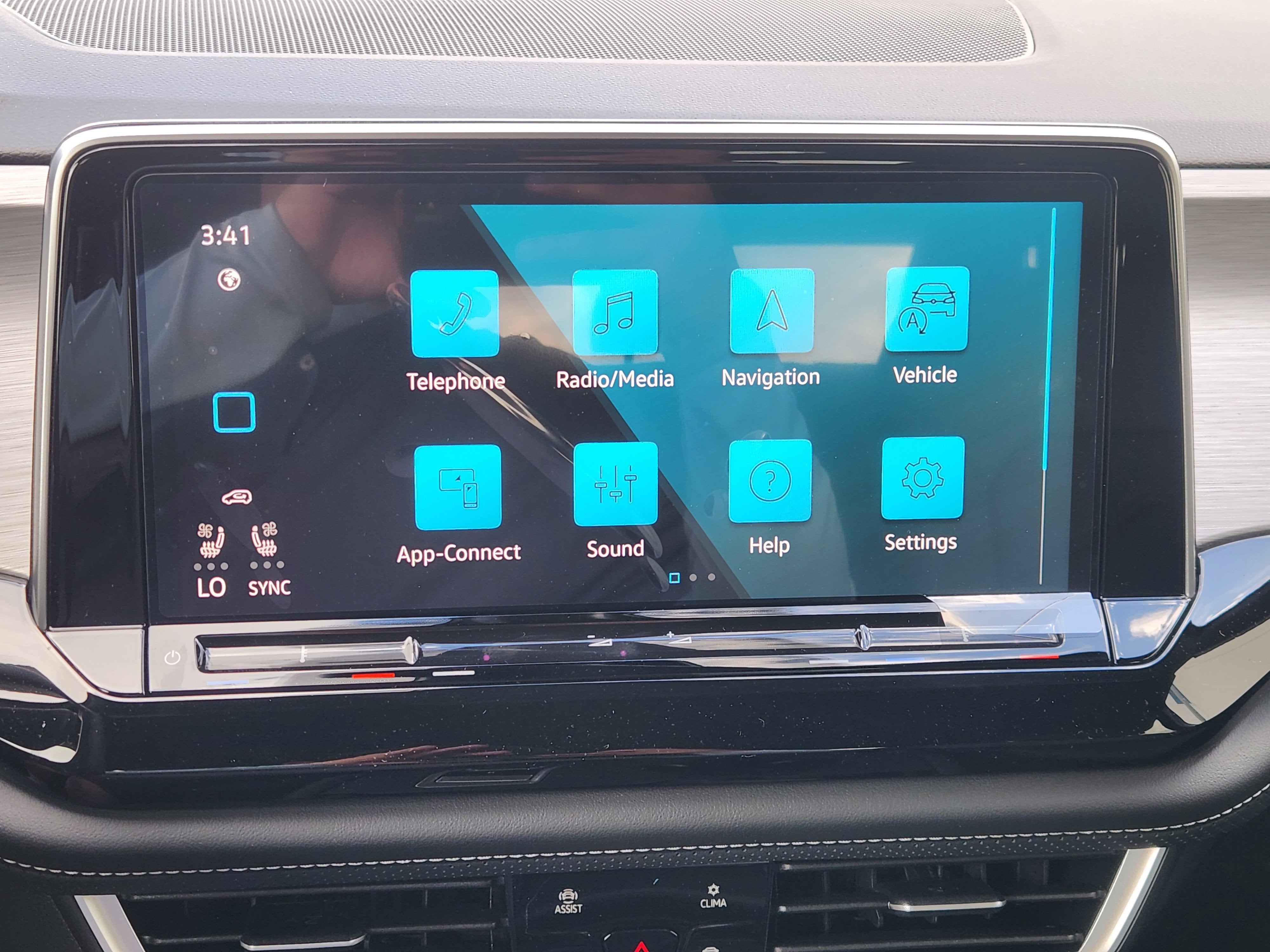 2026 Volkswagen Atlas Cross Sport 2.0T SE