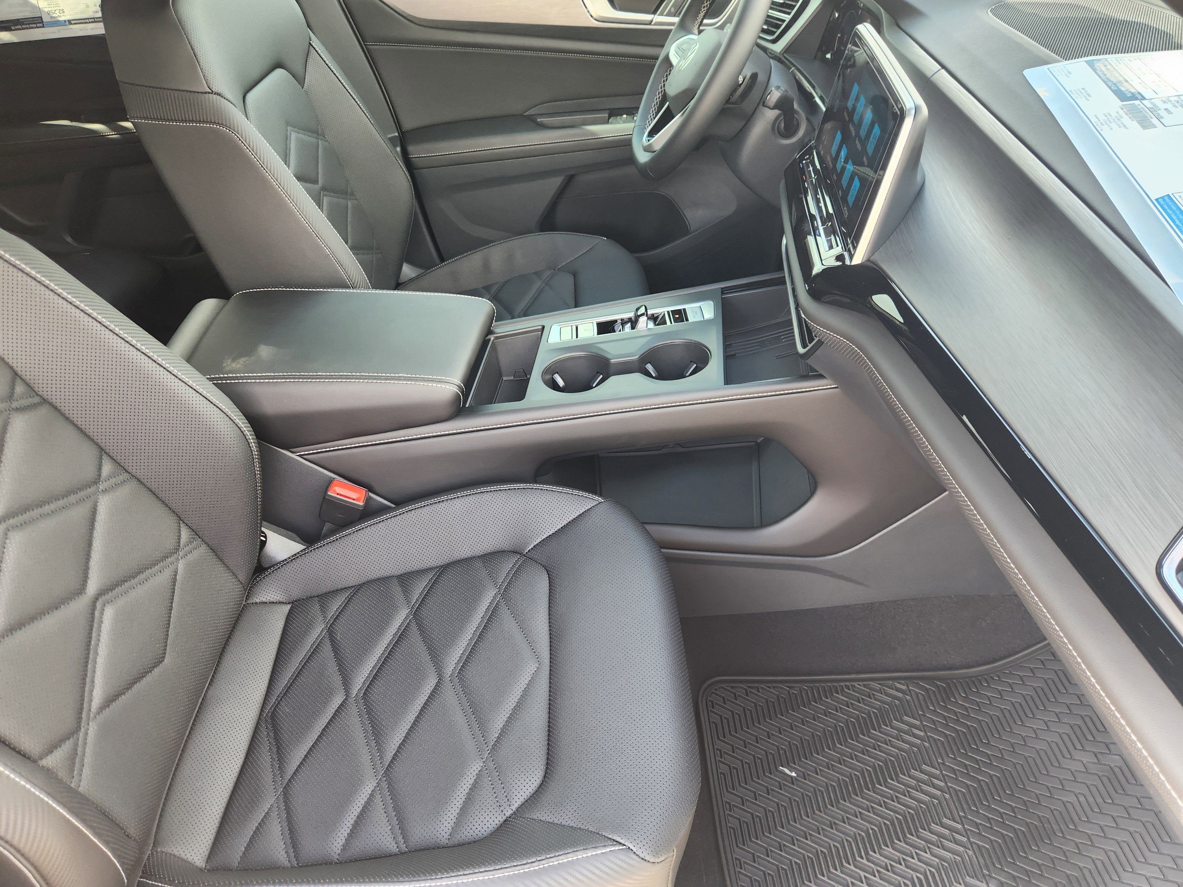 2026 Volkswagen Atlas Cross Sport 2.0T SE