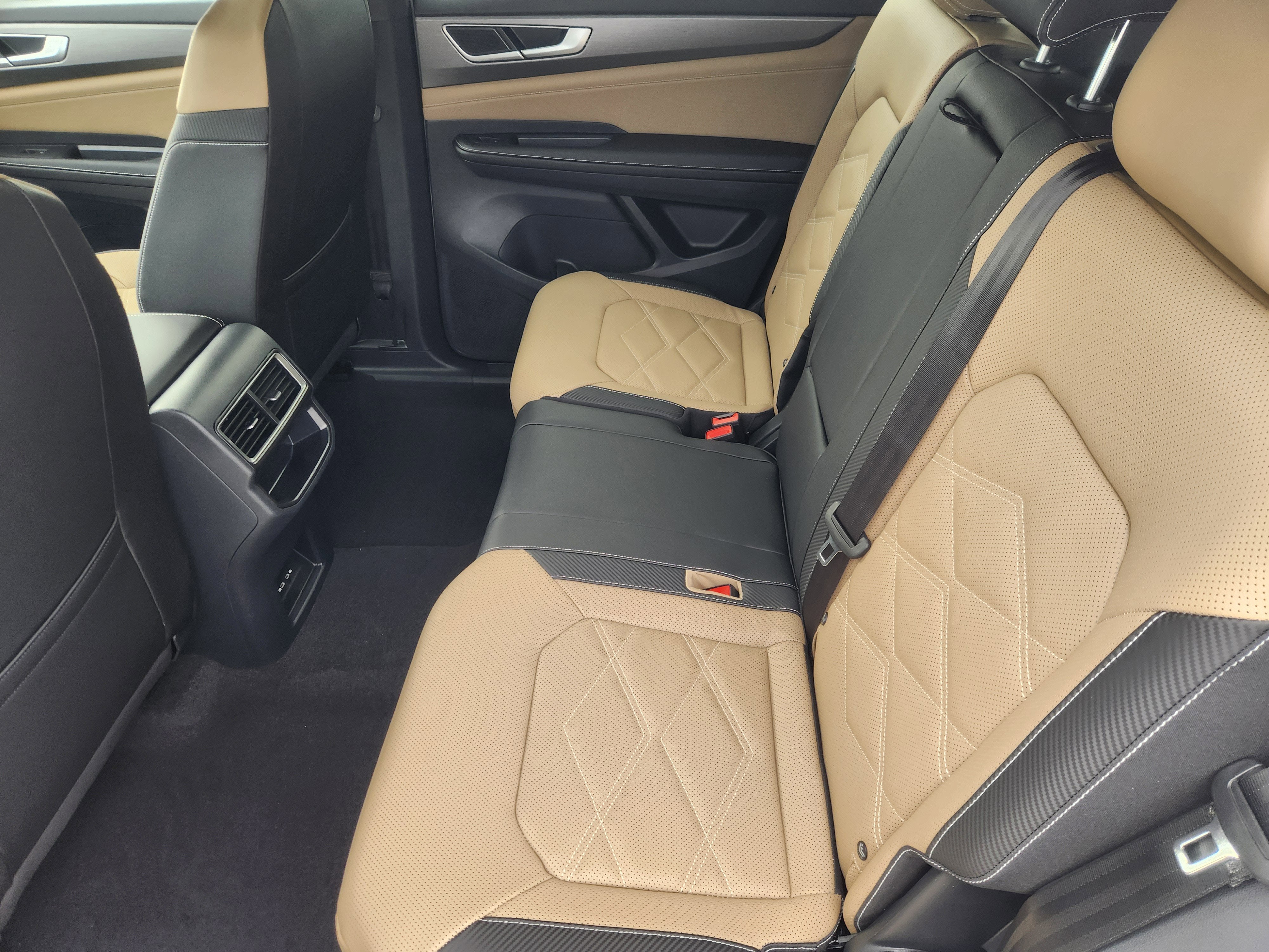 2026 Volkswagen Atlas Cross Sport 2.0T SE