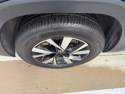 2022 Volkswagen Atlas Cross Sport 2.0T SE