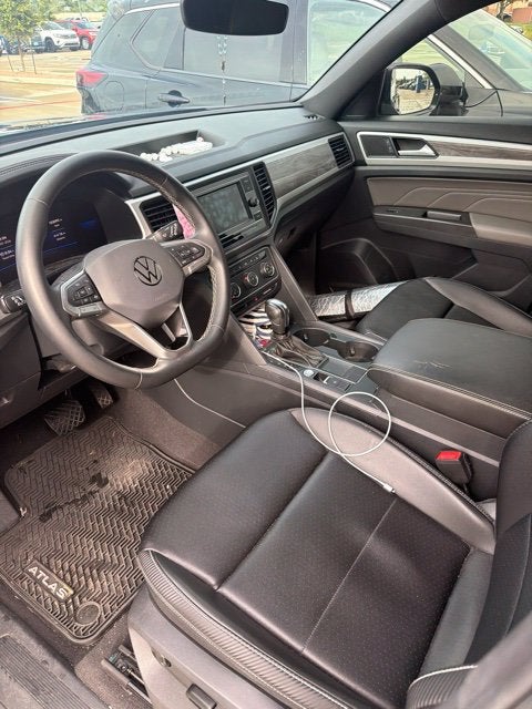 2022 Volkswagen Atlas Cross Sport 2.0T SE