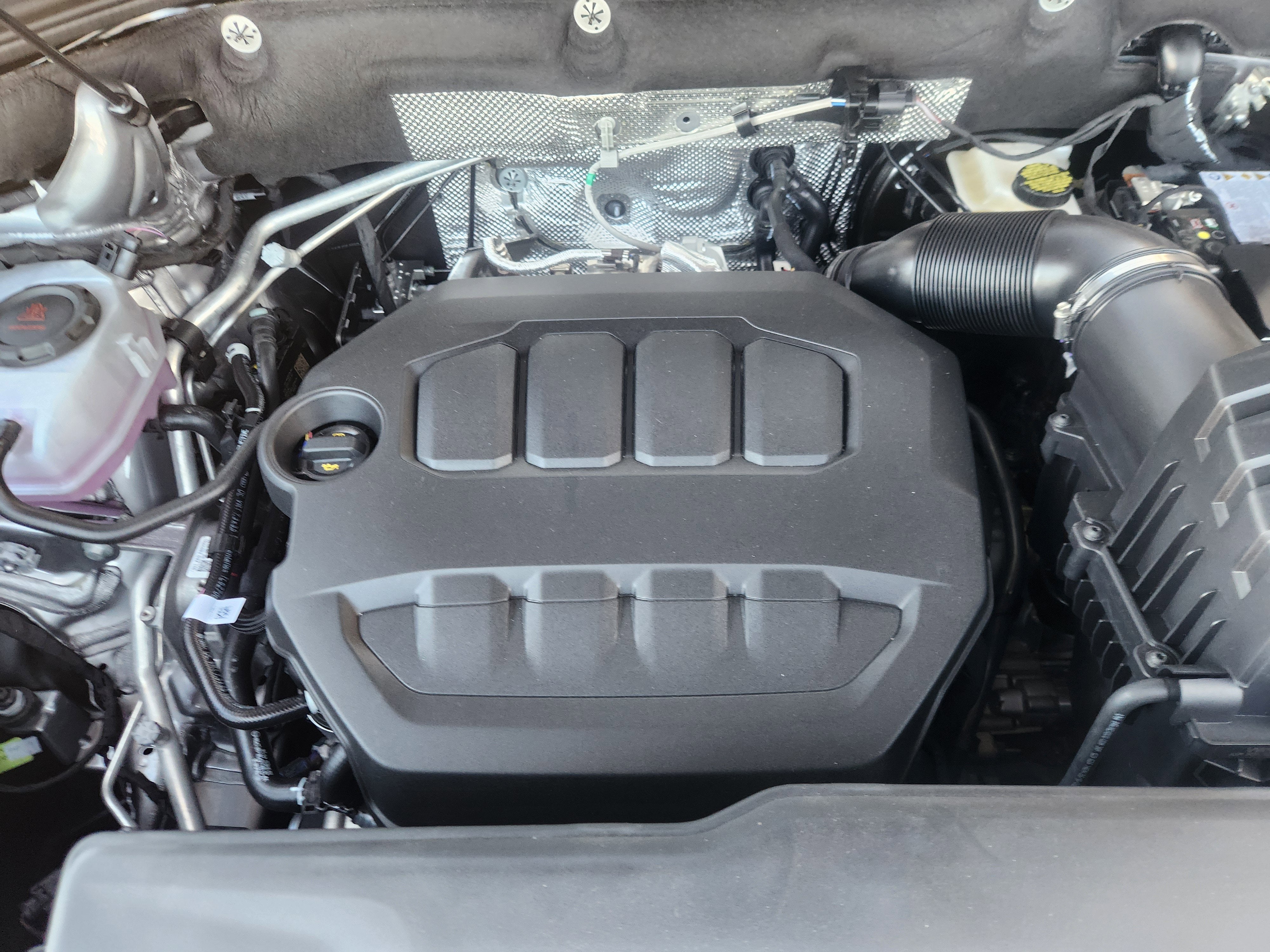 2026 Volkswagen Atlas Cross Sport 2.0T SE