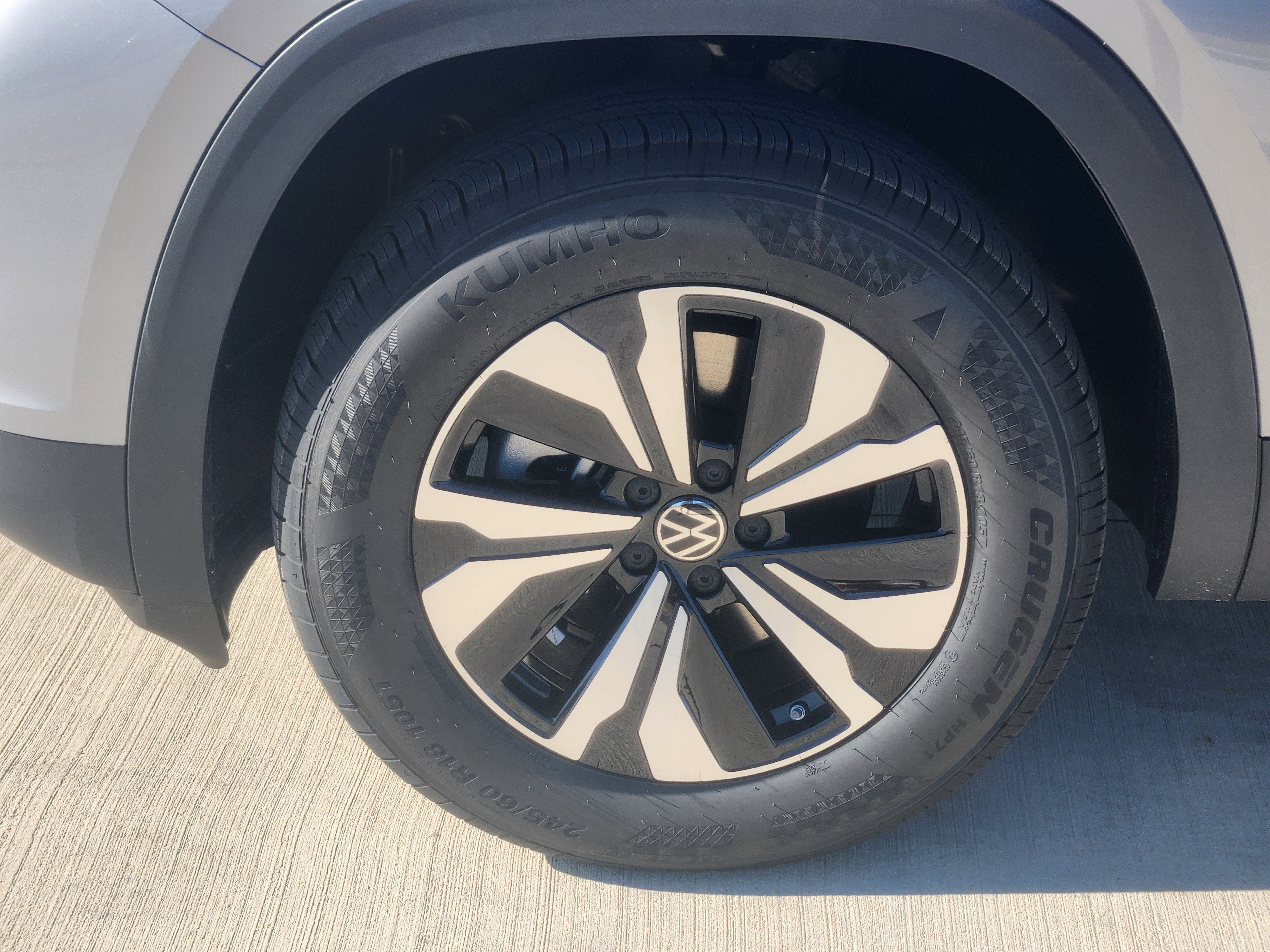 2026 Volkswagen Atlas Cross Sport 2.0T SE