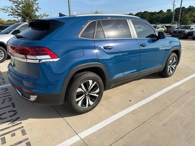 2025 Volkswagen Atlas Cross Sport 2.0T SE