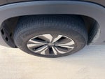 2024 Volkswagen Atlas Cross Sport 2.0T SE