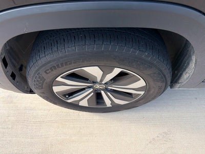 2024 Volkswagen Atlas Cross Sport 2.0T SE