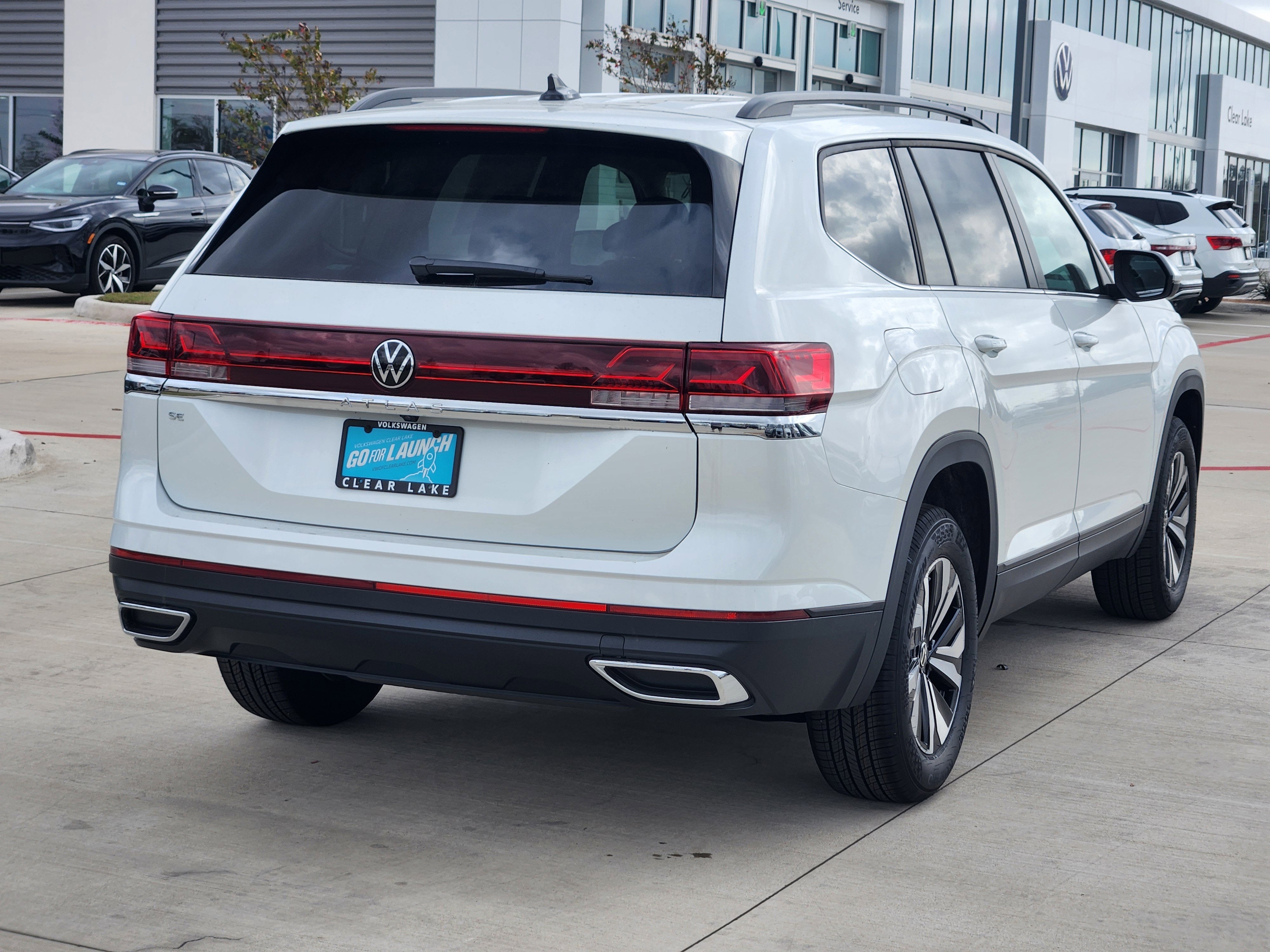 2026 Volkswagen Atlas 2.0T SE