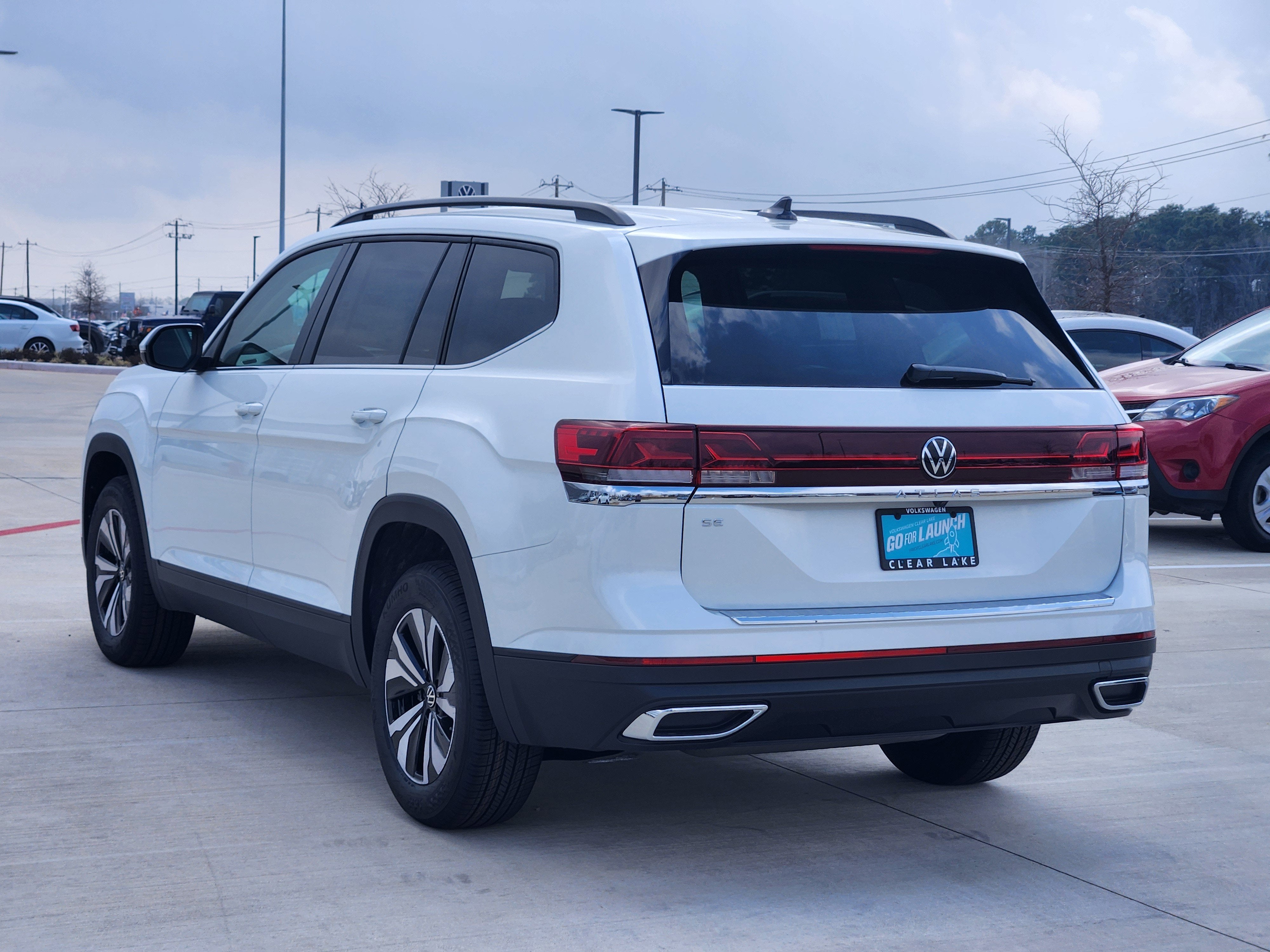 2026 Volkswagen Atlas 2.0T SE