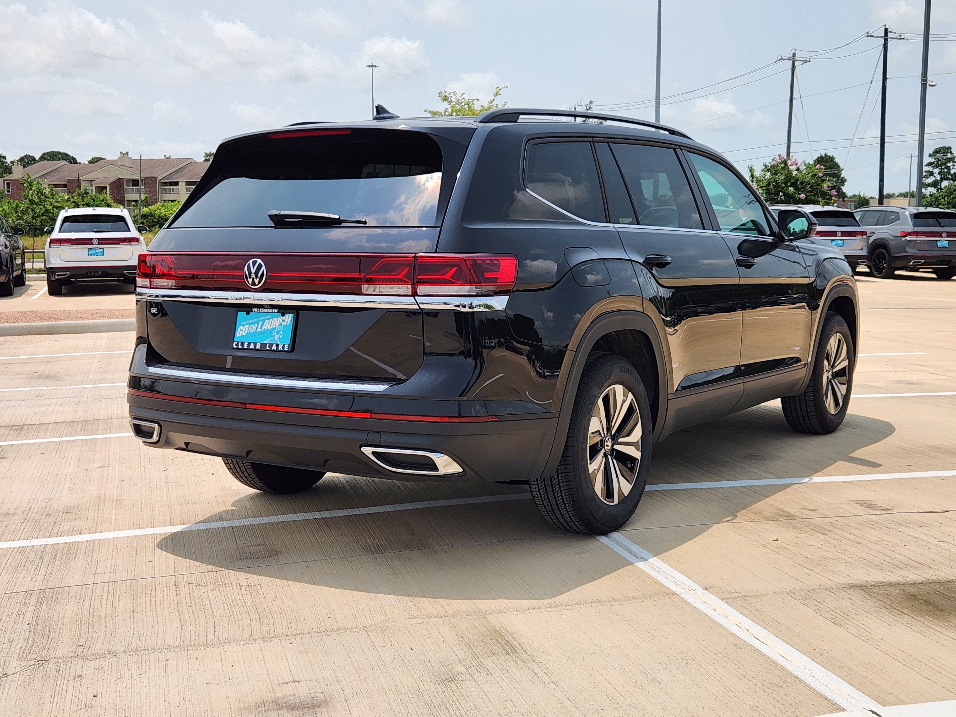 2026 Volkswagen Atlas 2.0T SE