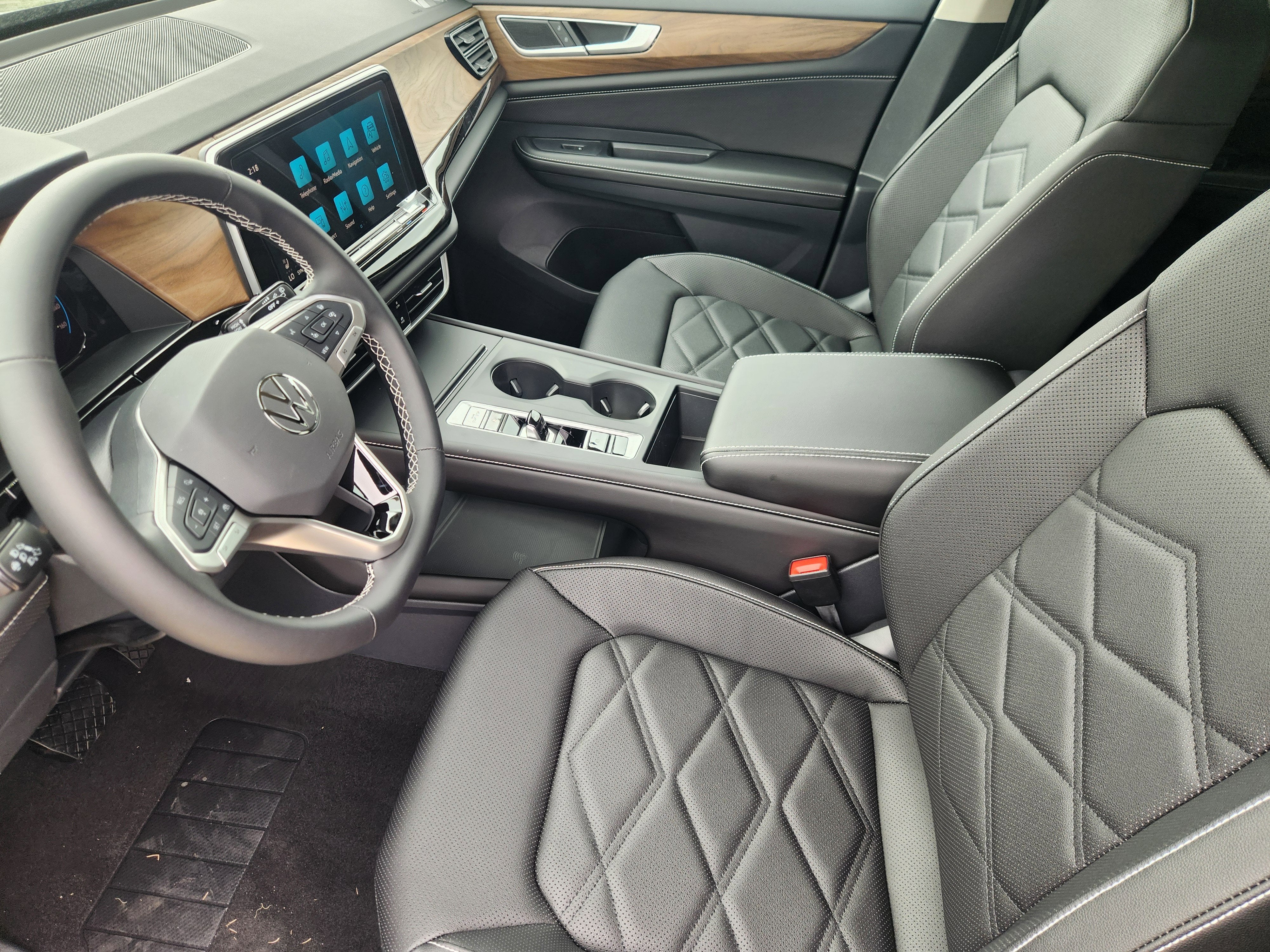 2026 Volkswagen Atlas 2.0T SE