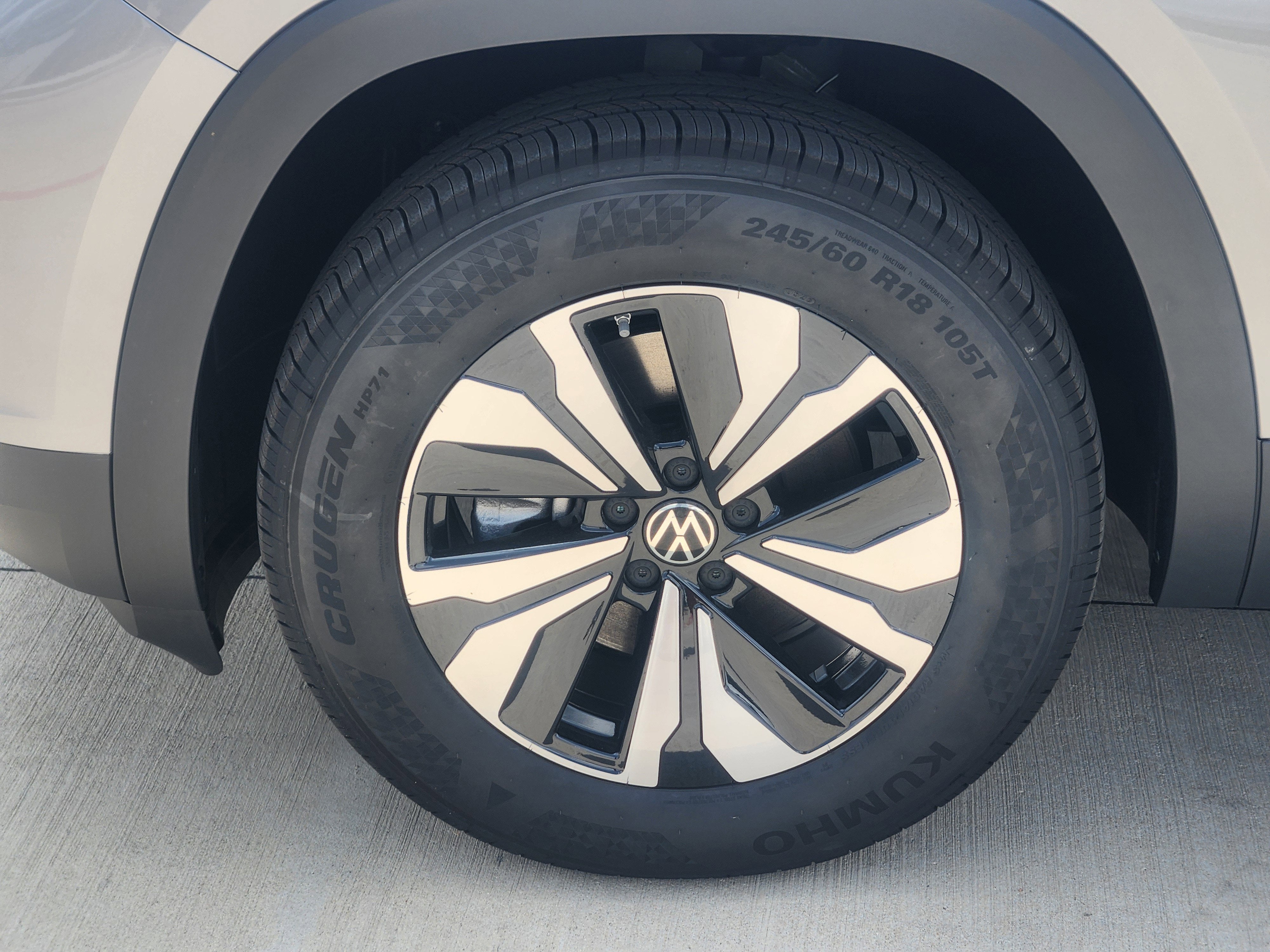 2026 Volkswagen Atlas 2.0T SE