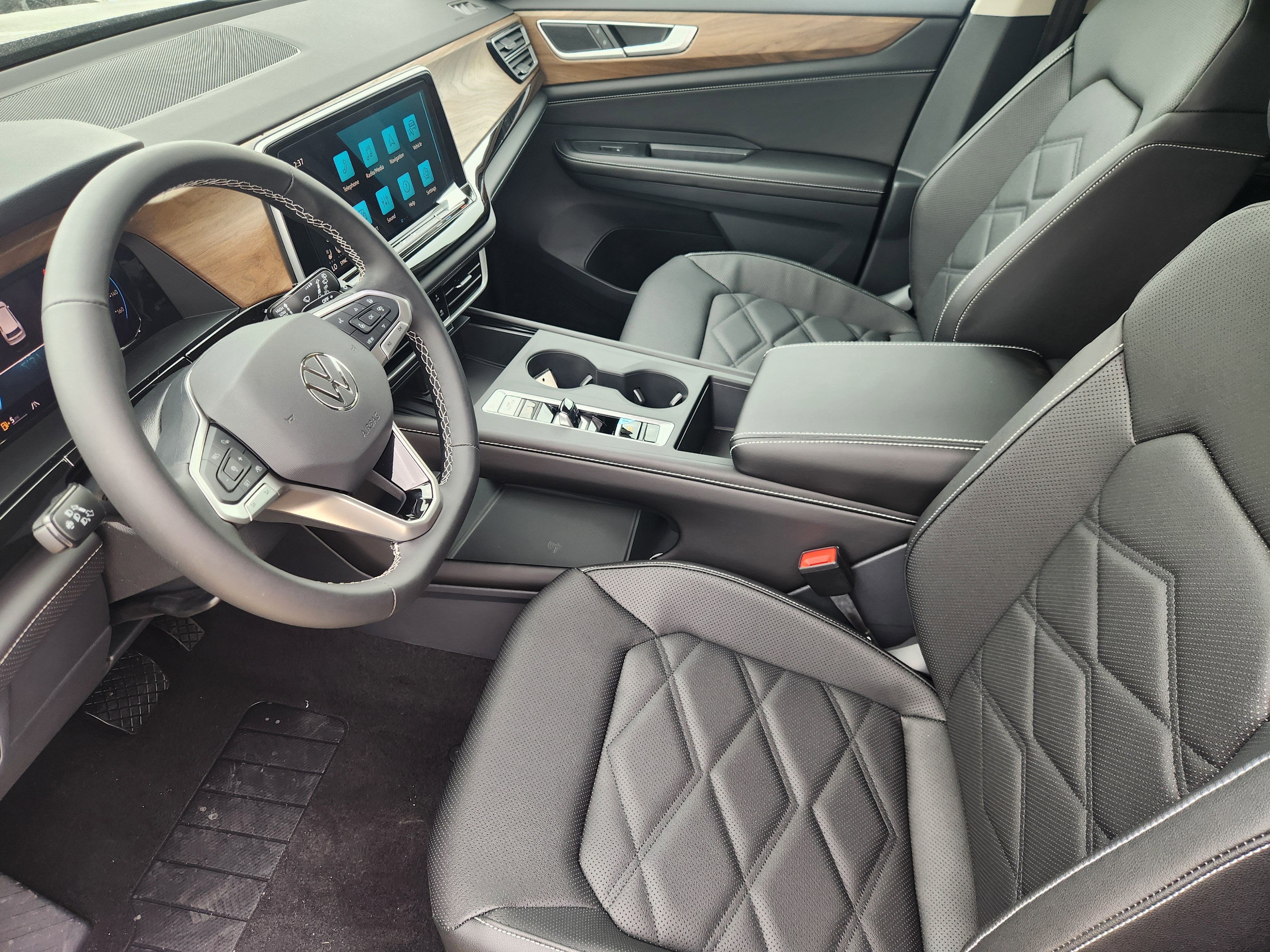 2026 Volkswagen Atlas 2.0T SE