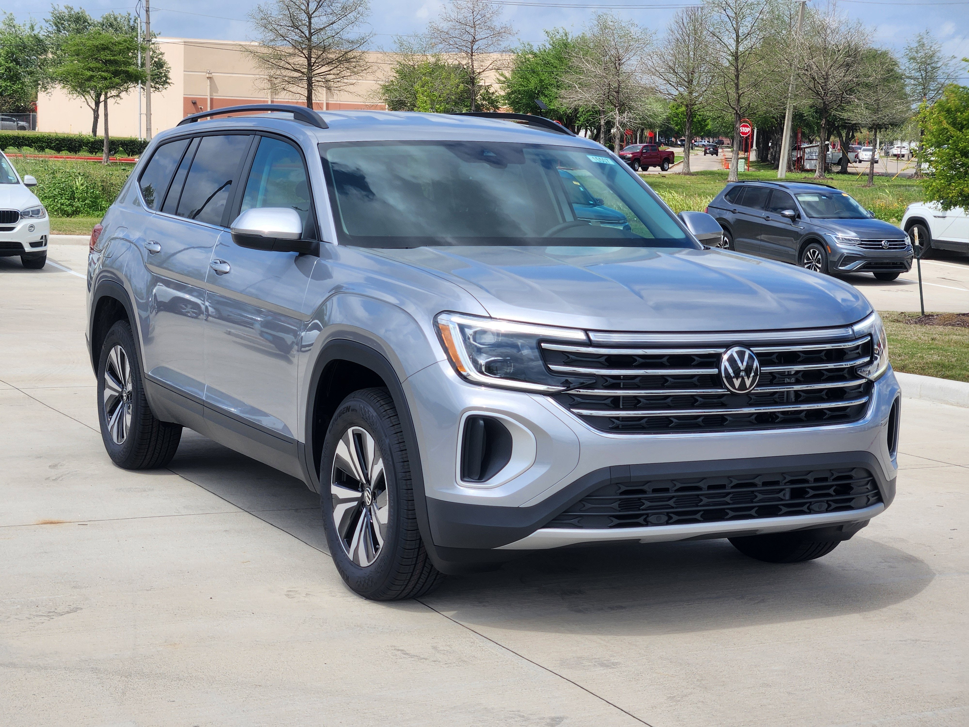 2026 Volkswagen Atlas 2.0T SE