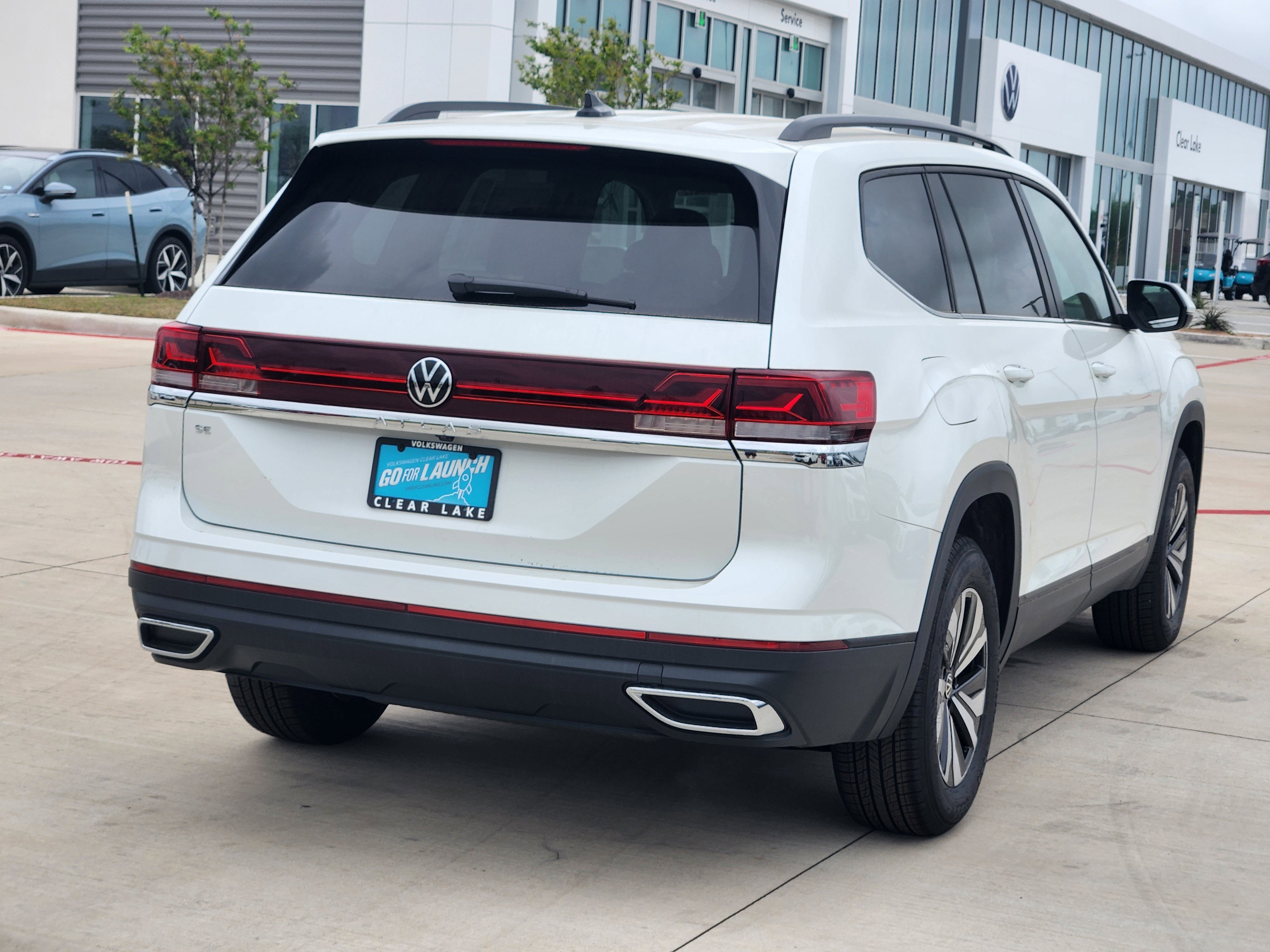 2026 Volkswagen Atlas 2.0T SE