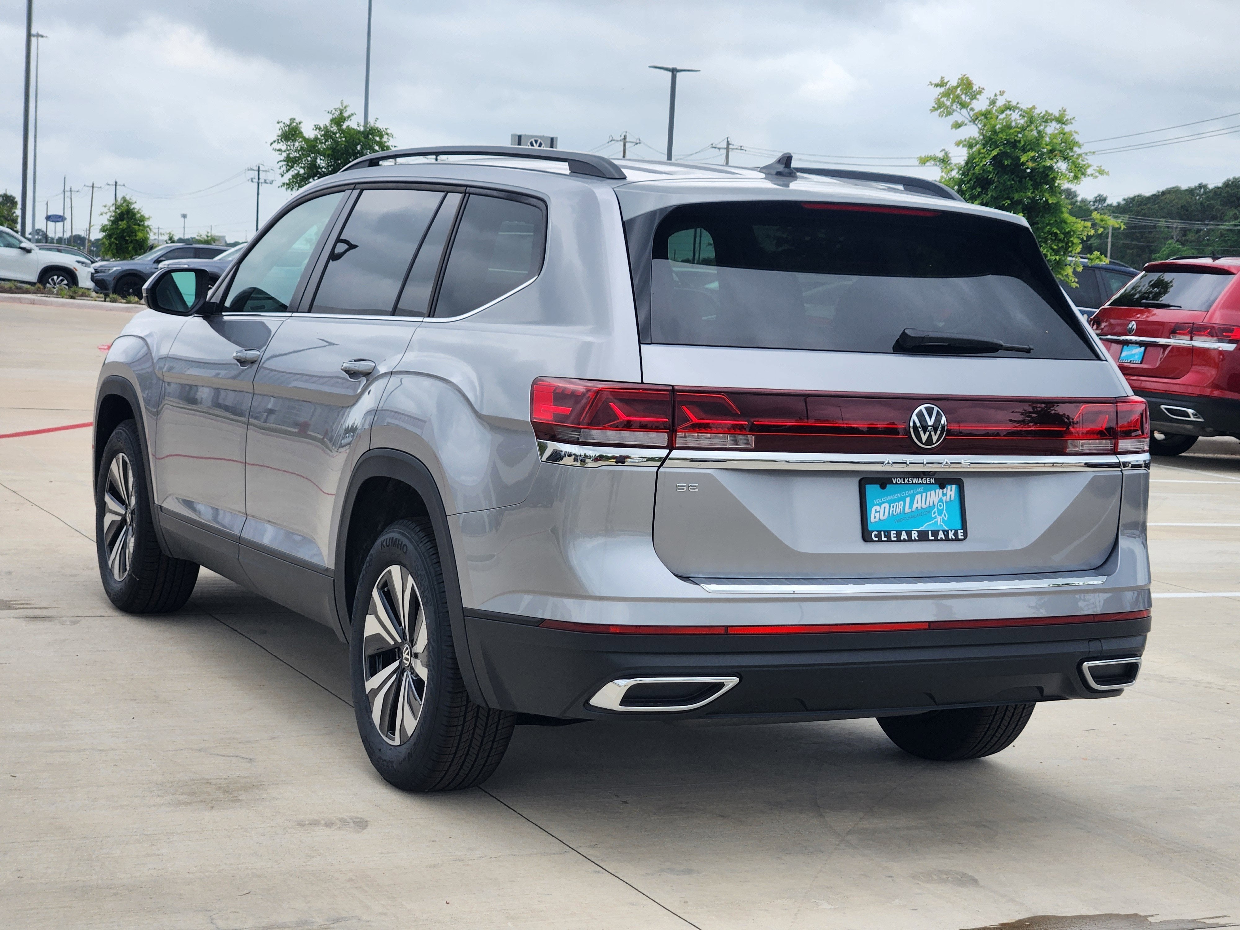 2026 Volkswagen Atlas 2.0T SE