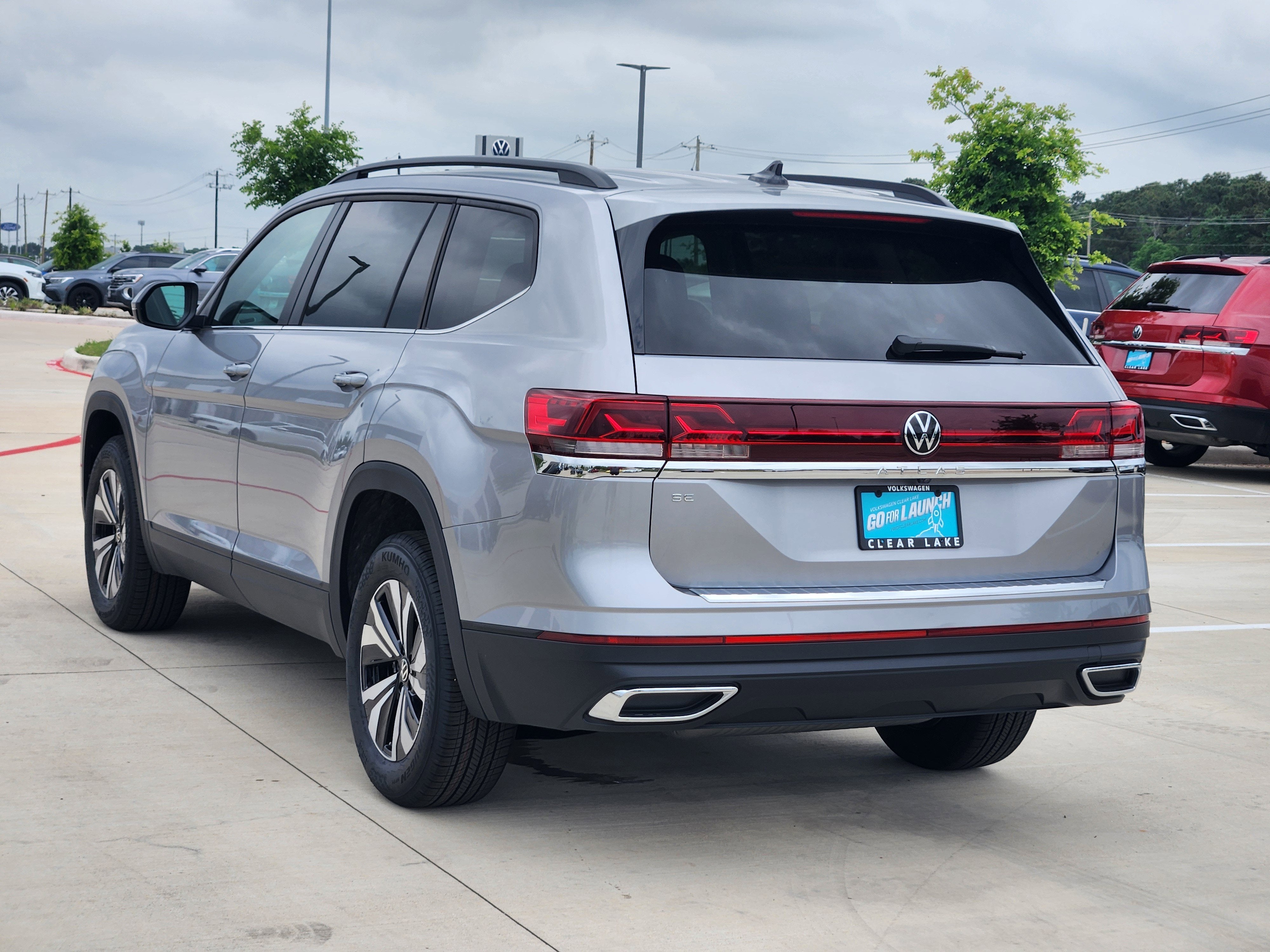 2026 Volkswagen Atlas 2.0T SE