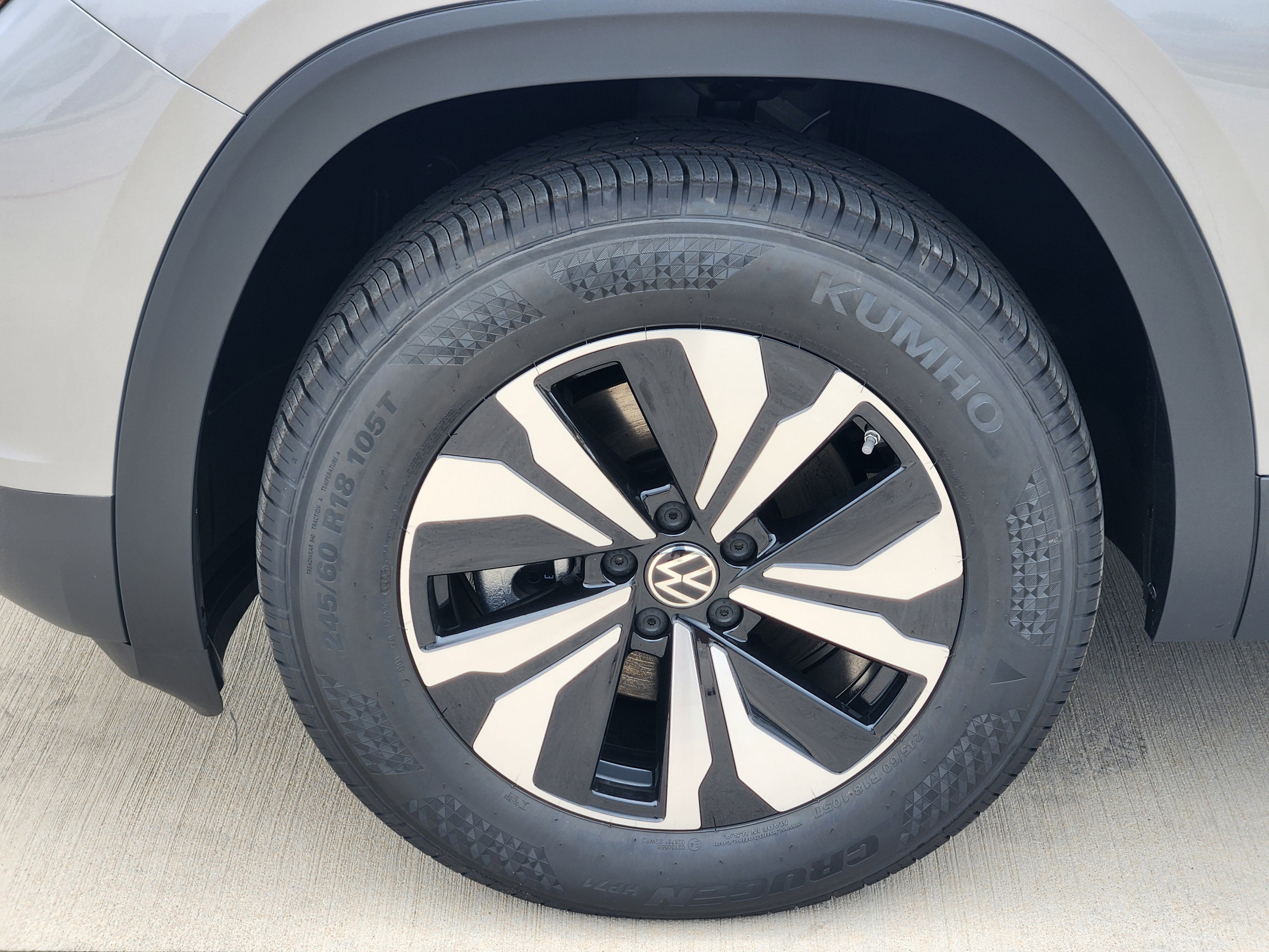 2026 Volkswagen Atlas 2.0T SE