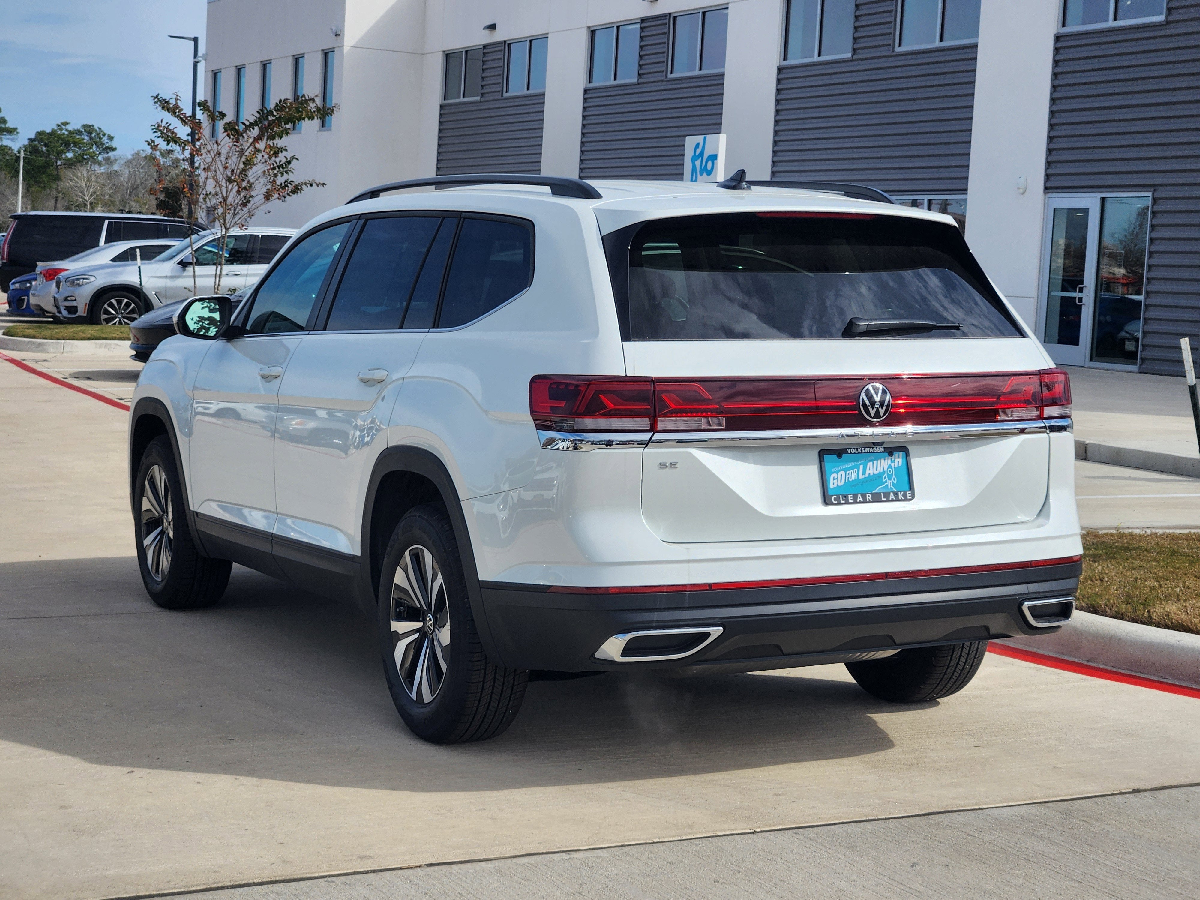 2026 Volkswagen Atlas 2.0T SE