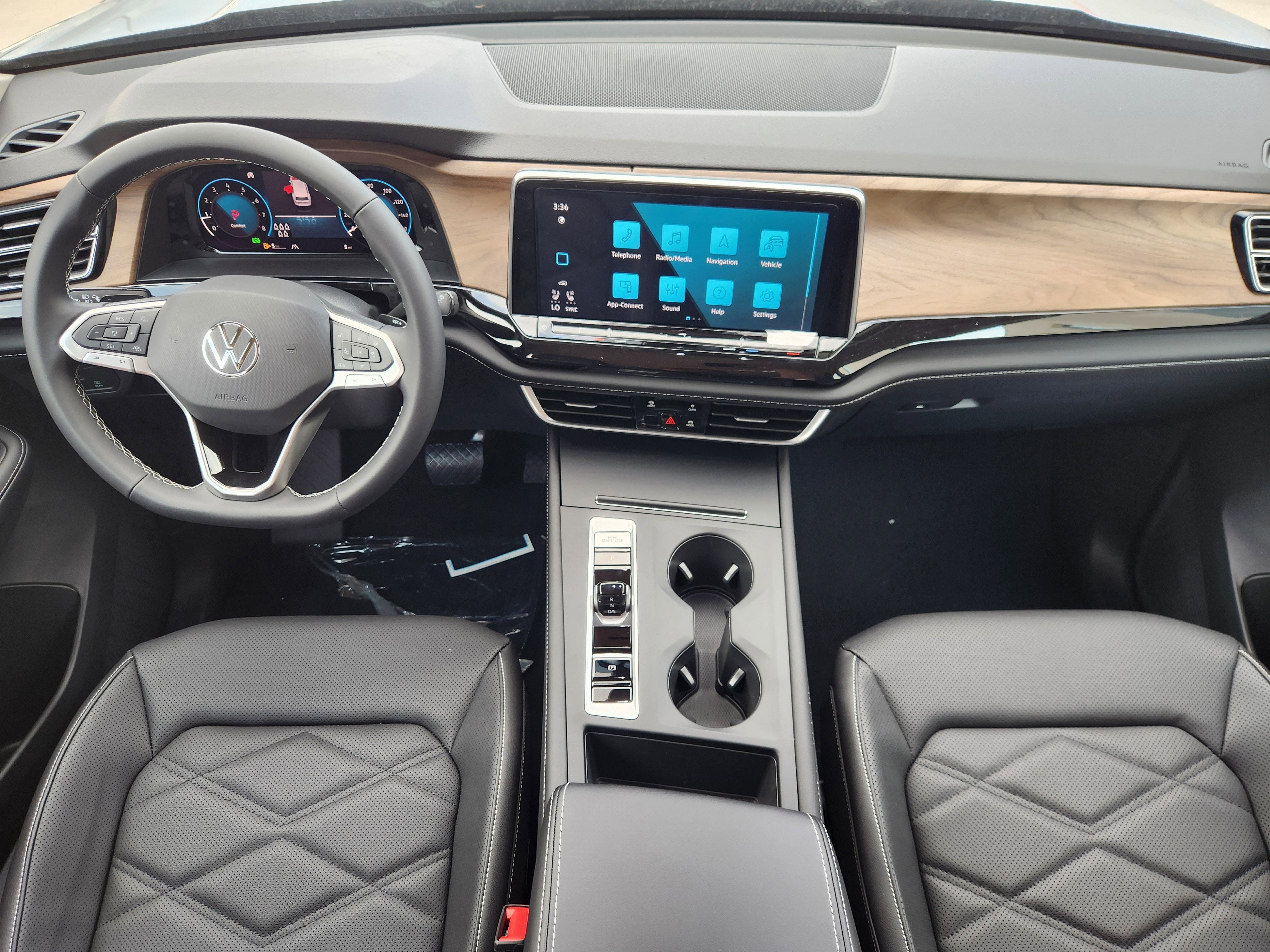 2026 Volkswagen Atlas 2.0T SE