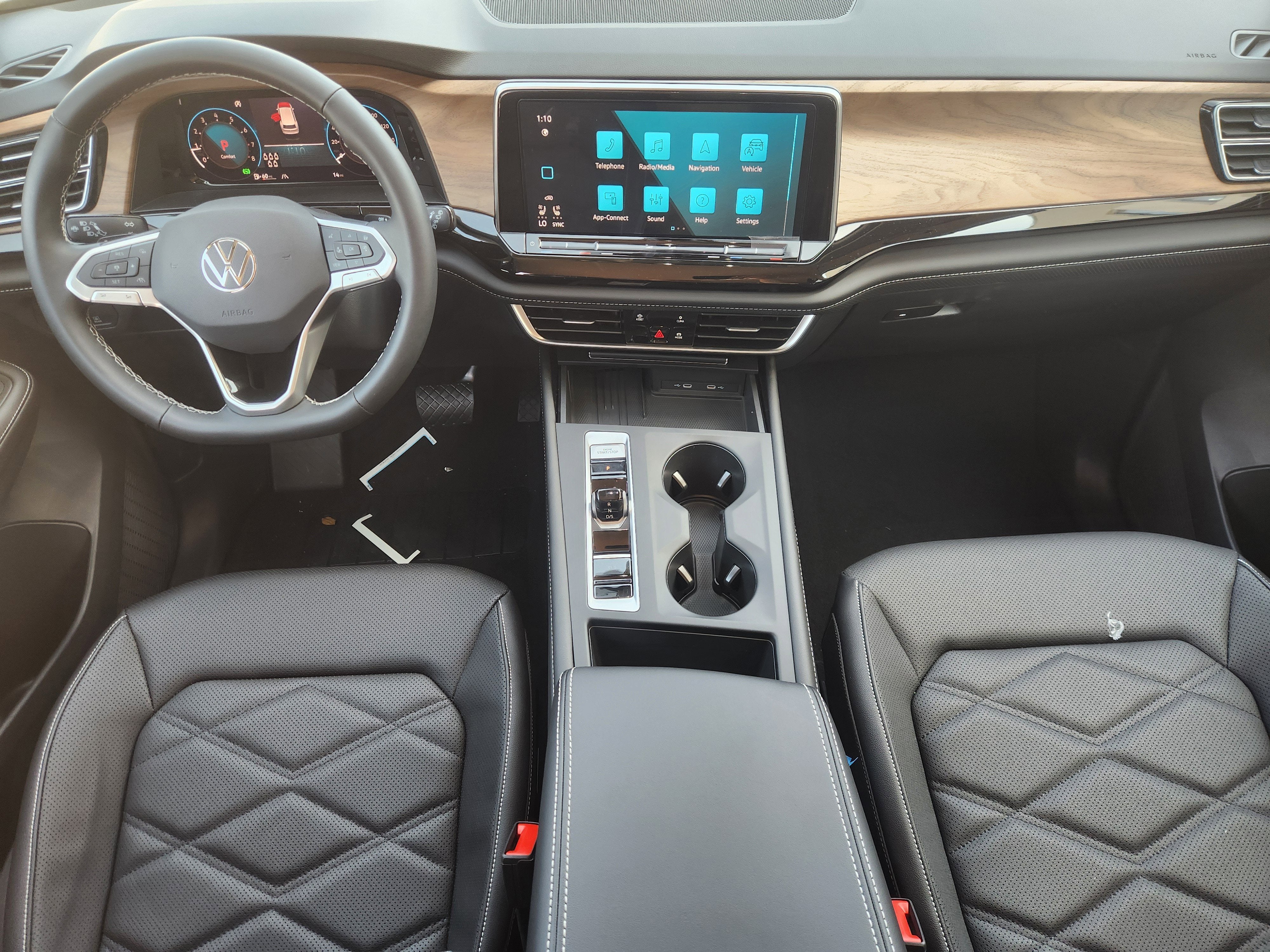 2026 Volkswagen Atlas 2.0T SE